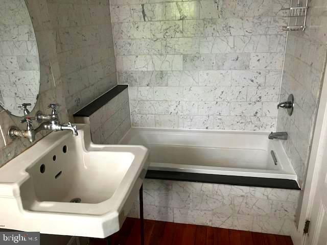 BREWERYTOWN - Residential Lease