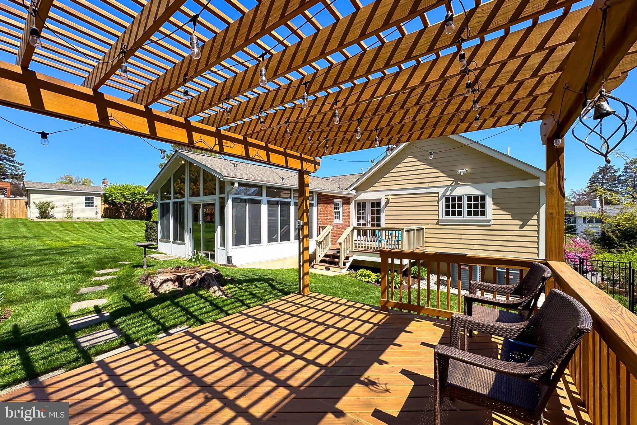 WILTON WOODS - Residential