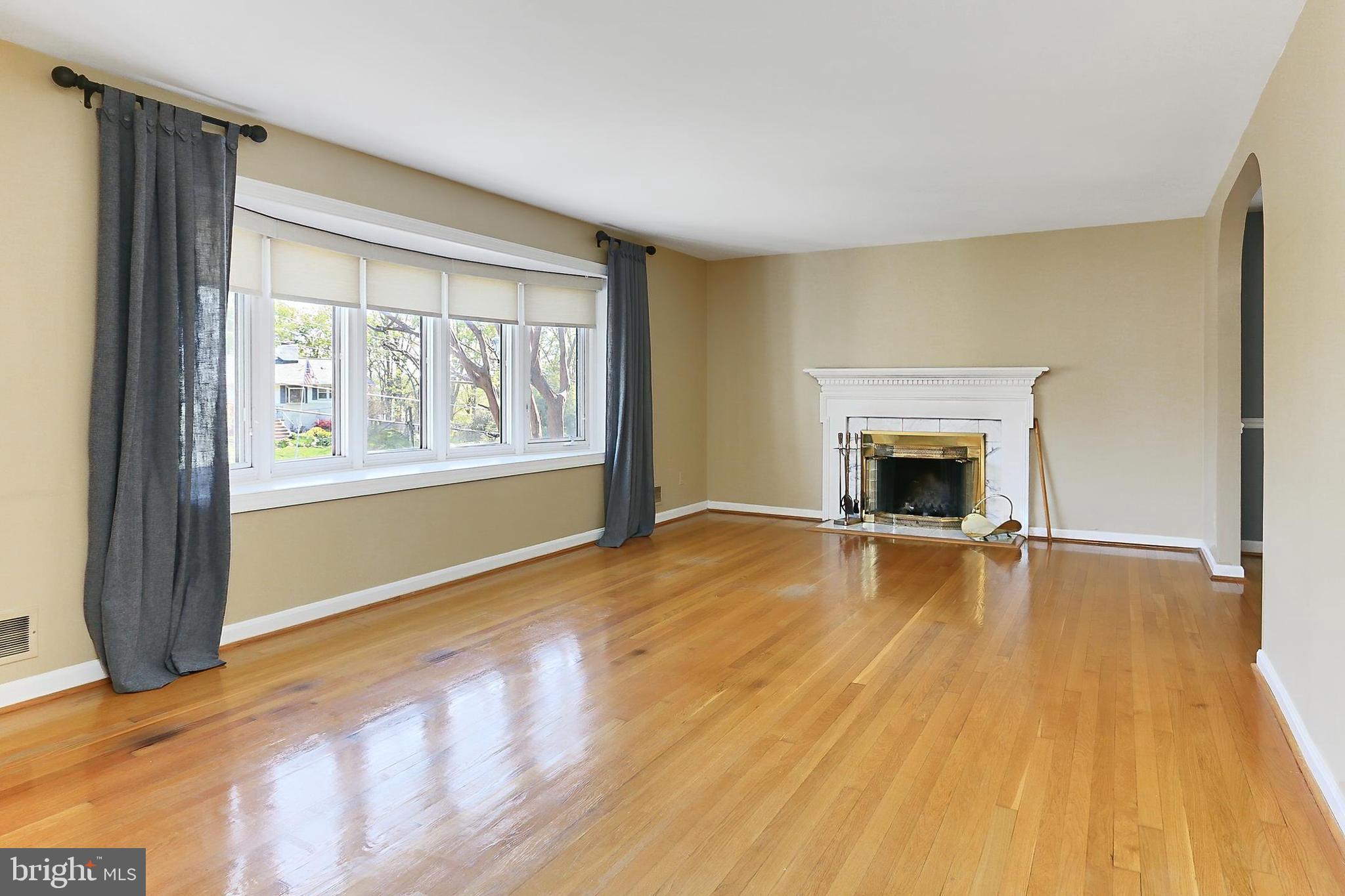 WILTON WOODS - Residential