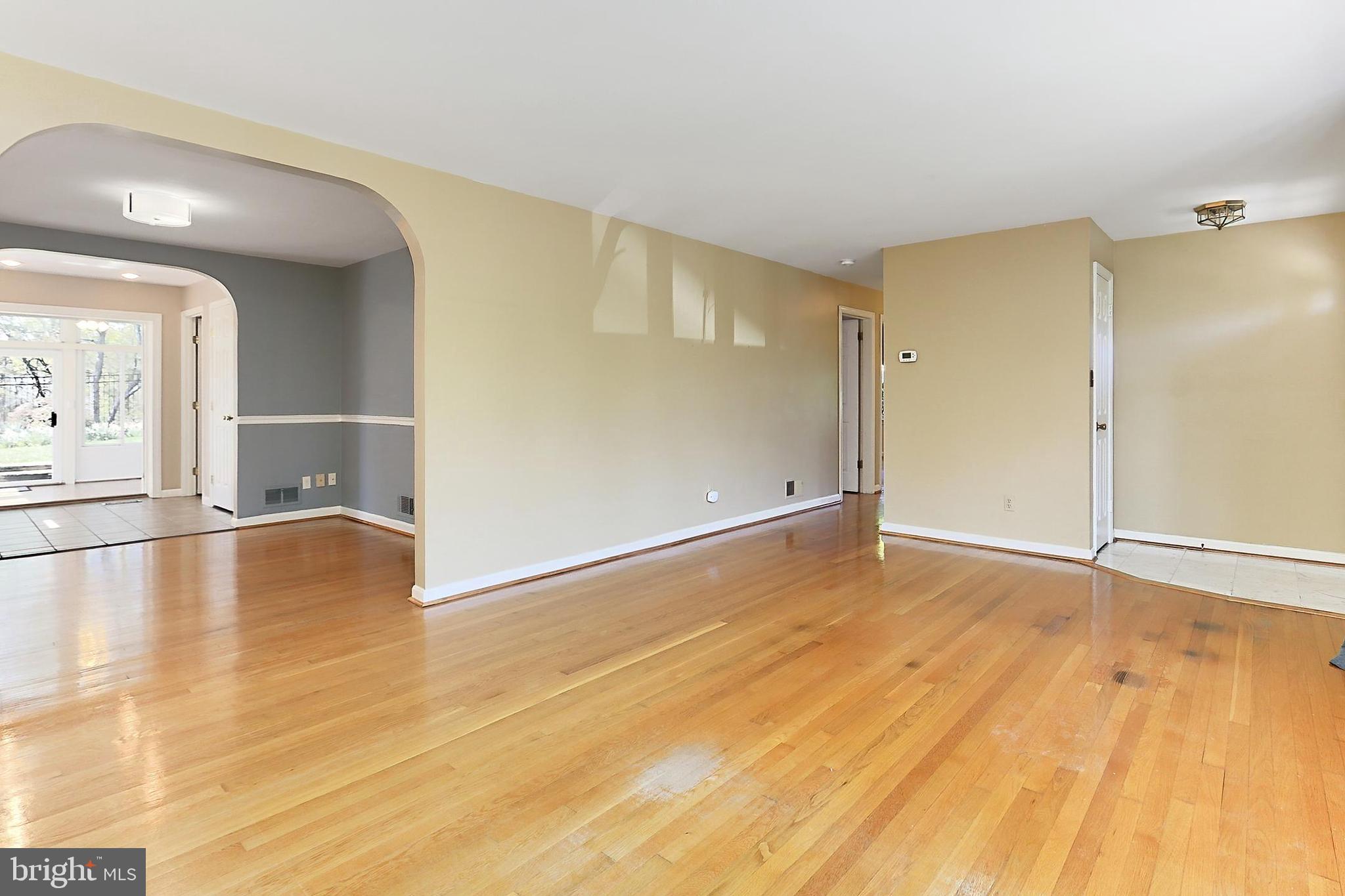 WILTON WOODS - Residential