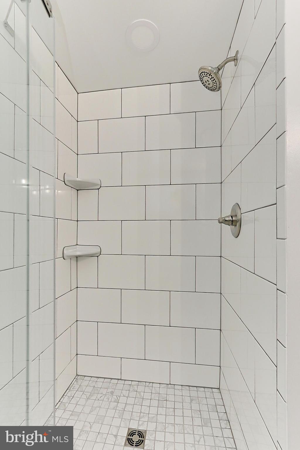 WILTON WOODS - Residential