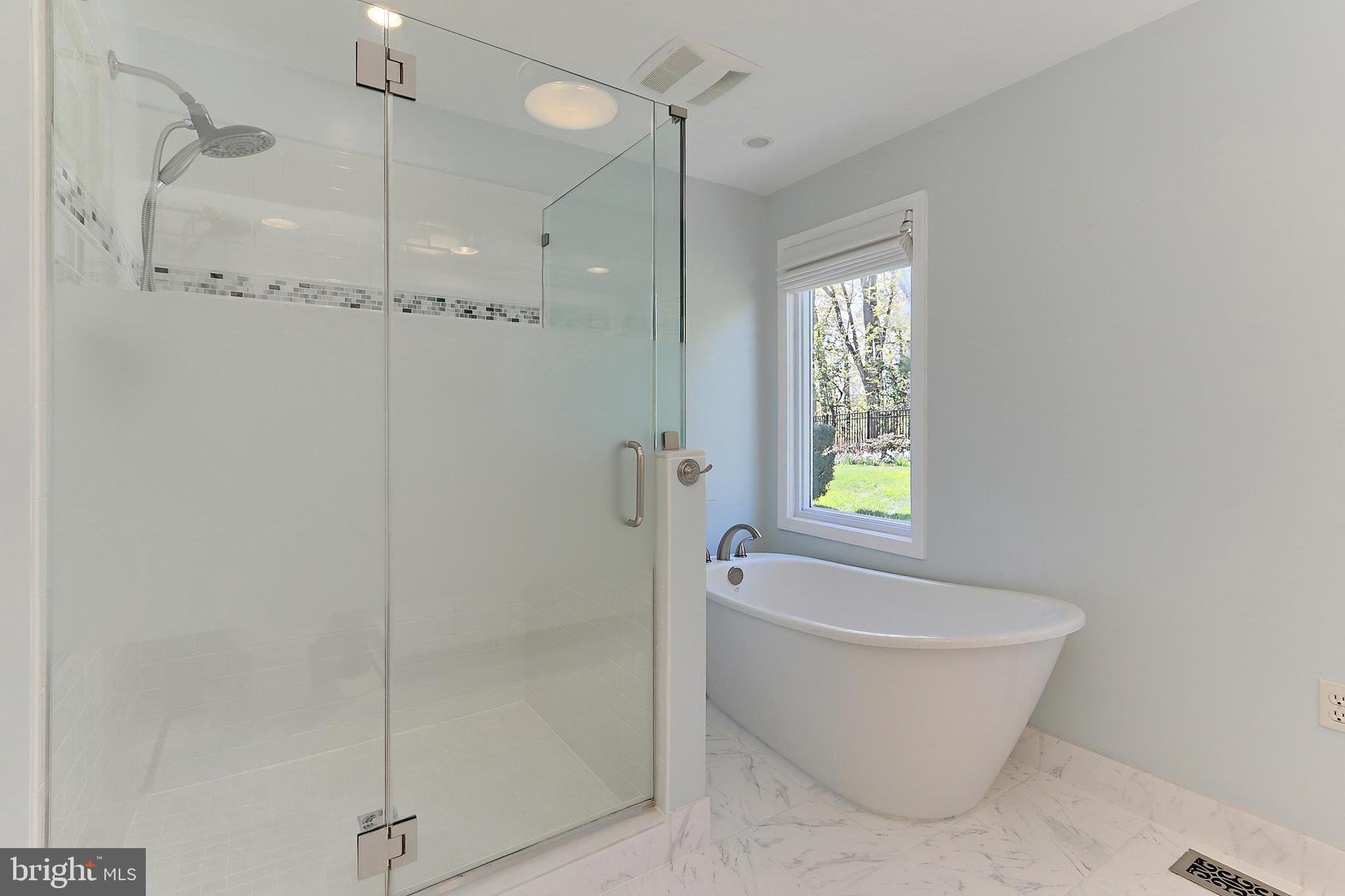 WILTON WOODS - Residential