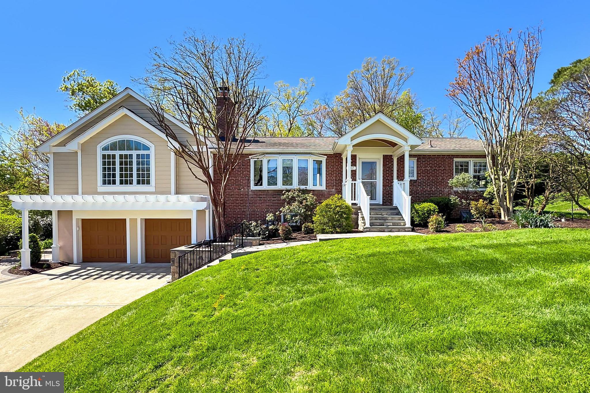 WILTON WOODS - Residential