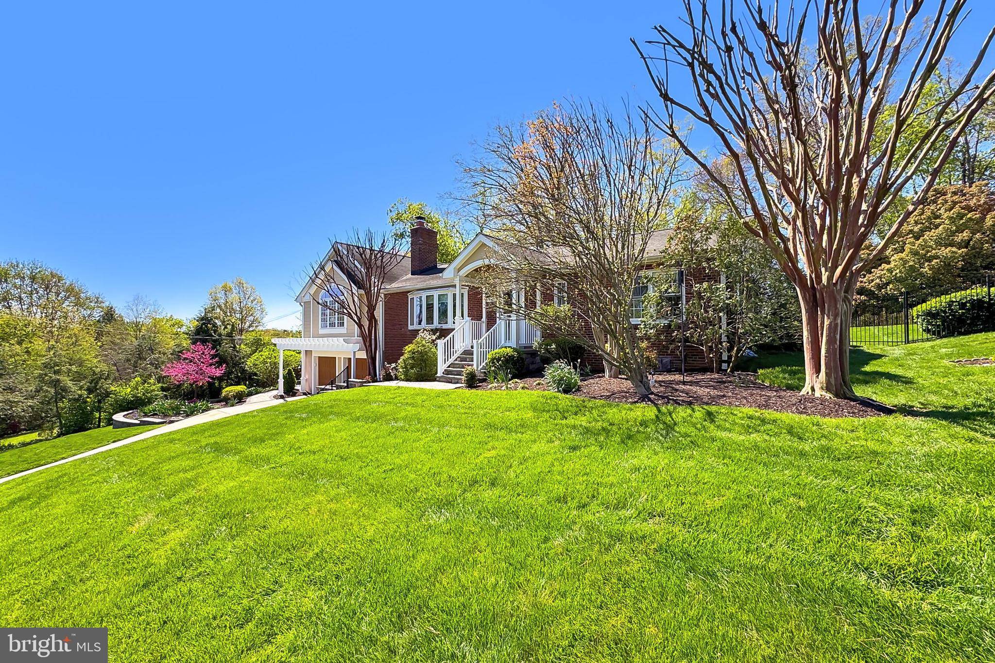 WILTON WOODS - Residential