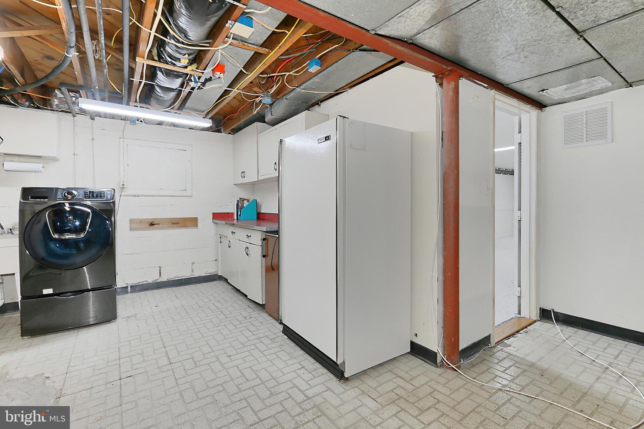 WILTON WOODS - Residential