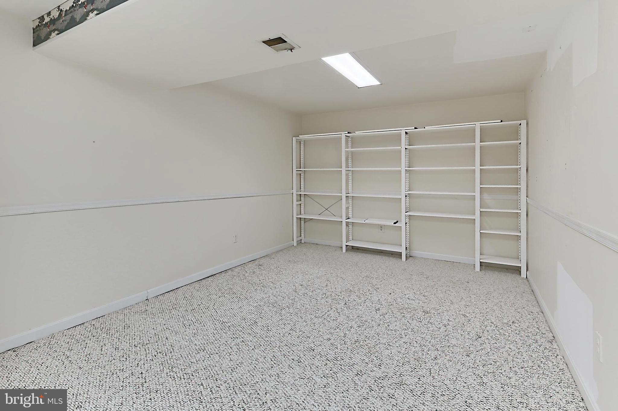 WILTON WOODS - Residential