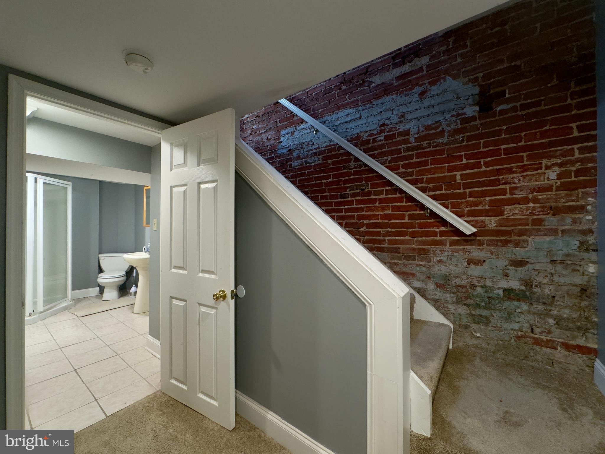 PIGTOWN HISTORIC DISTRICT - Residential Lease