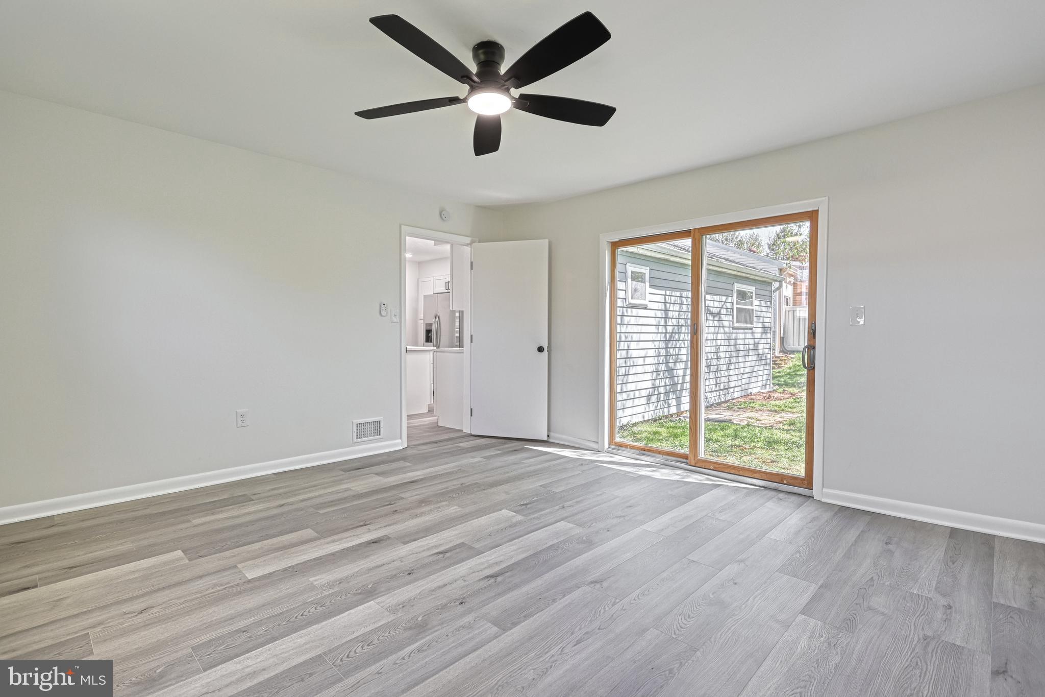 CAMP HILL - Residential