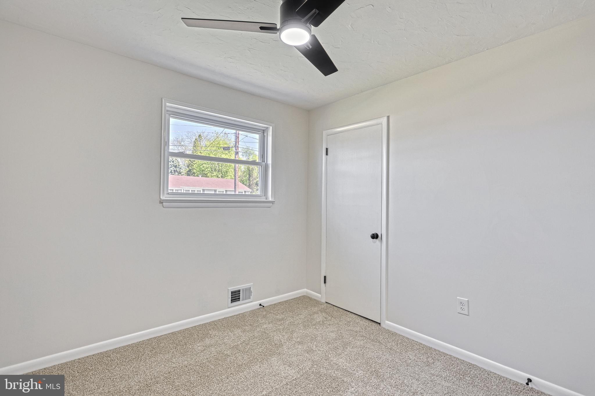 CAMP HILL - Residential