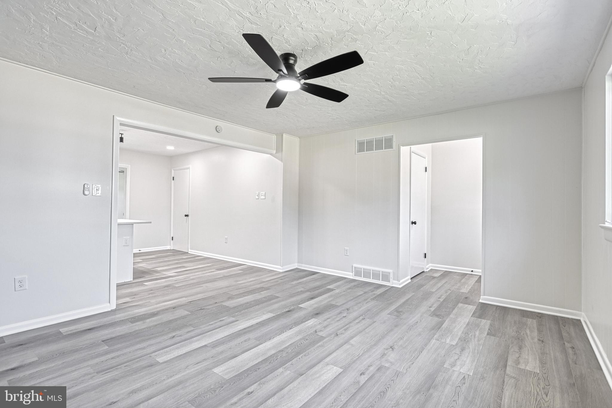 CAMP HILL - Residential