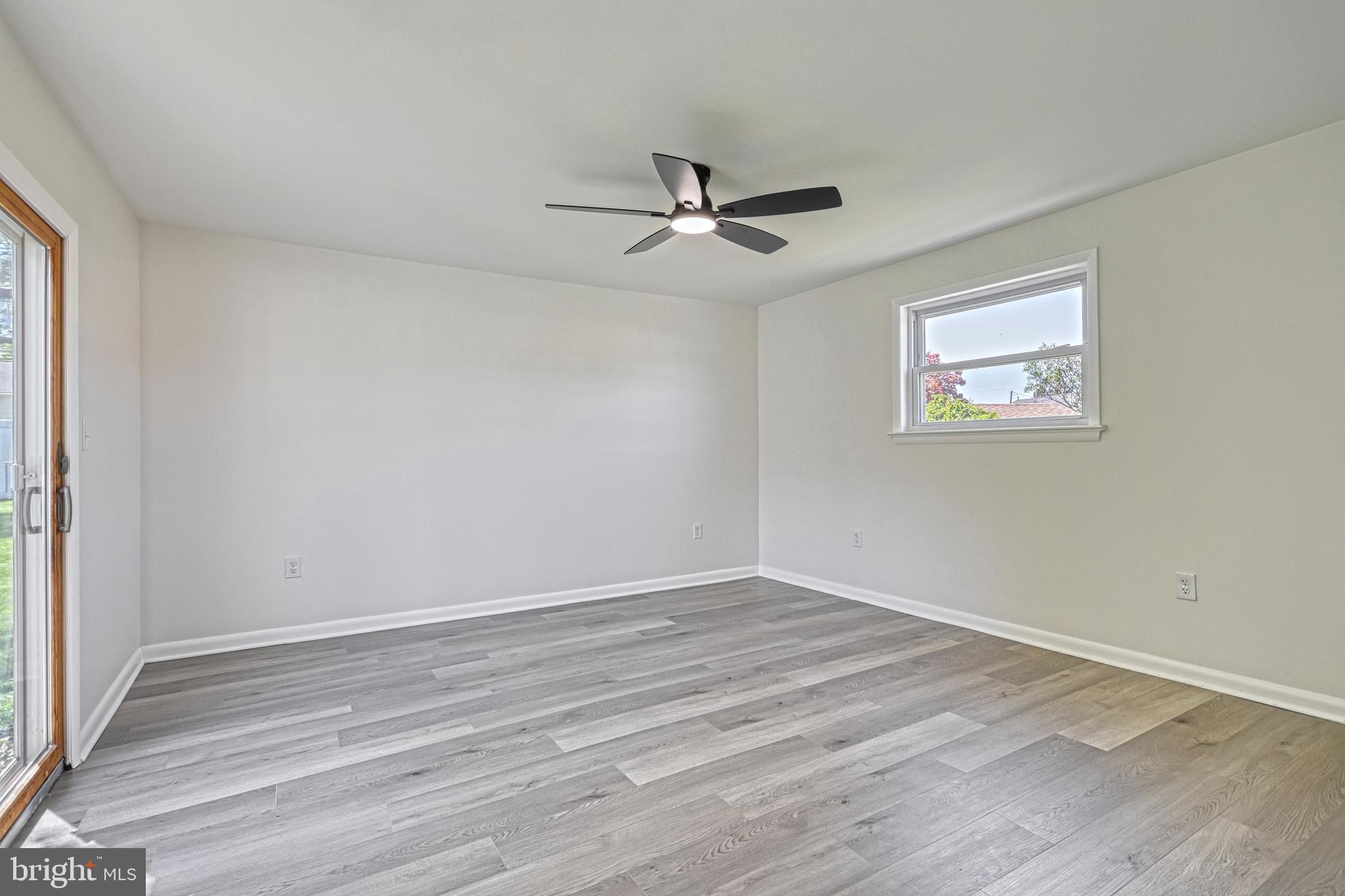 CAMP HILL - Residential