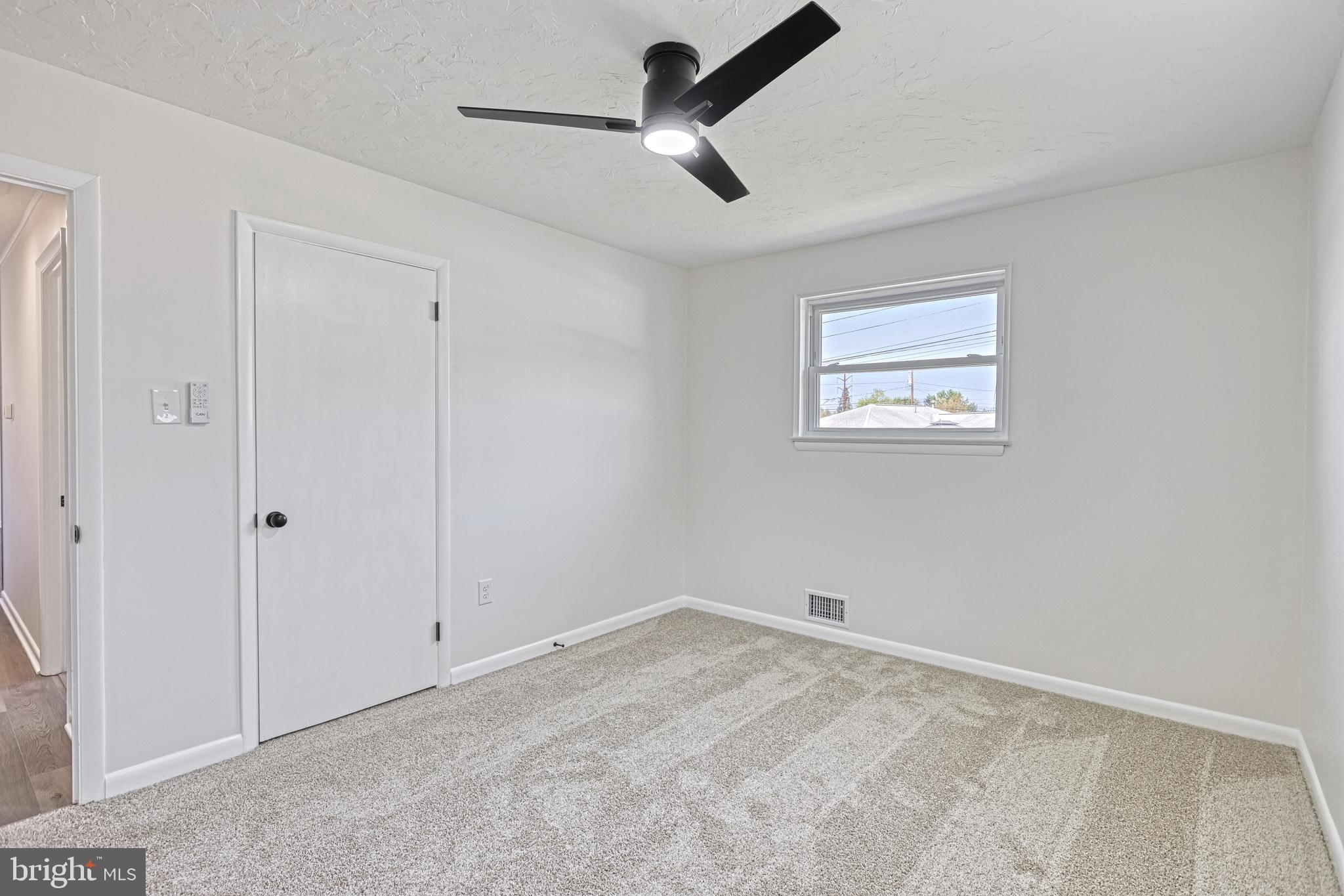 CAMP HILL - Residential