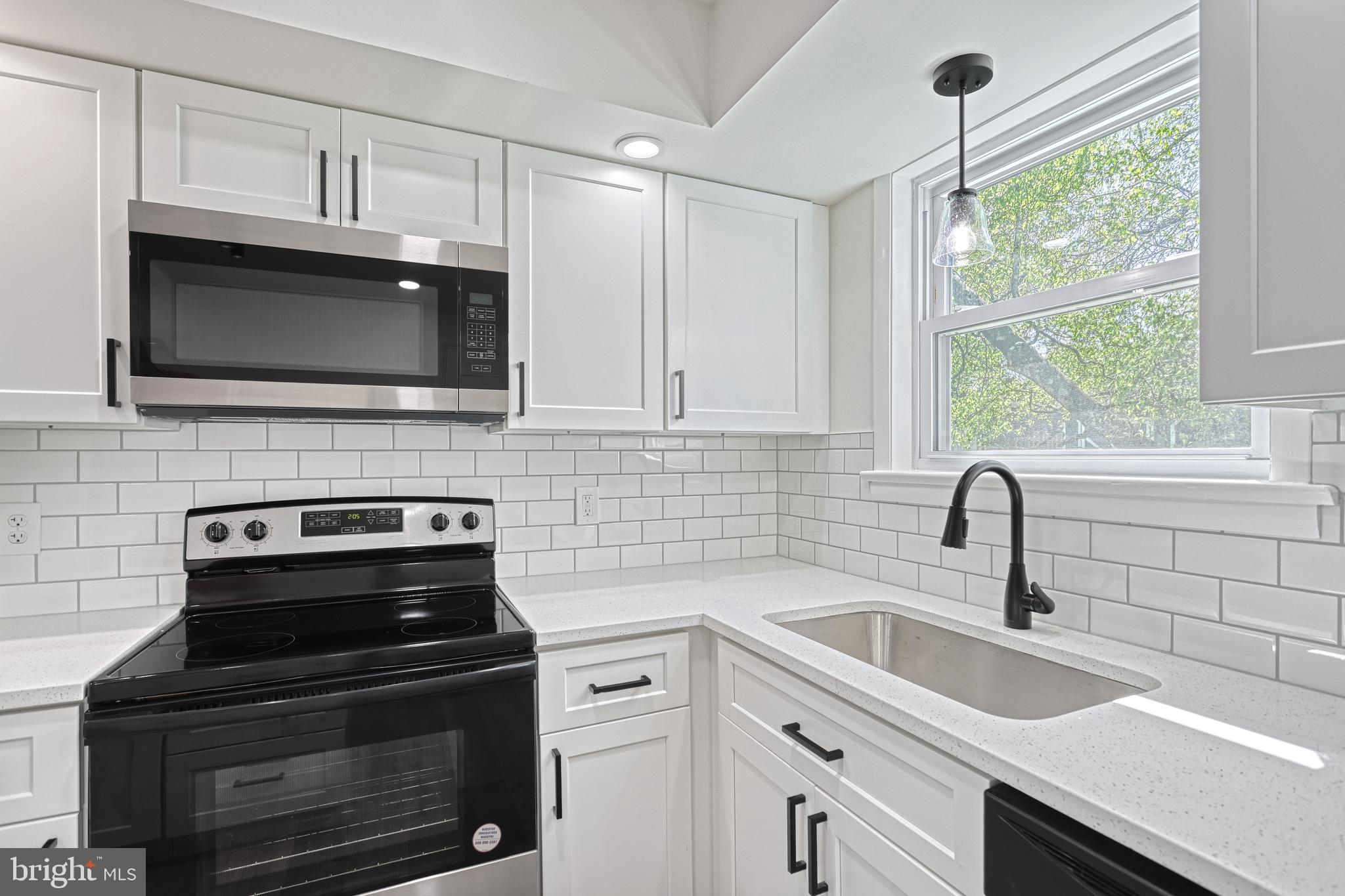 CAMP HILL - Residential