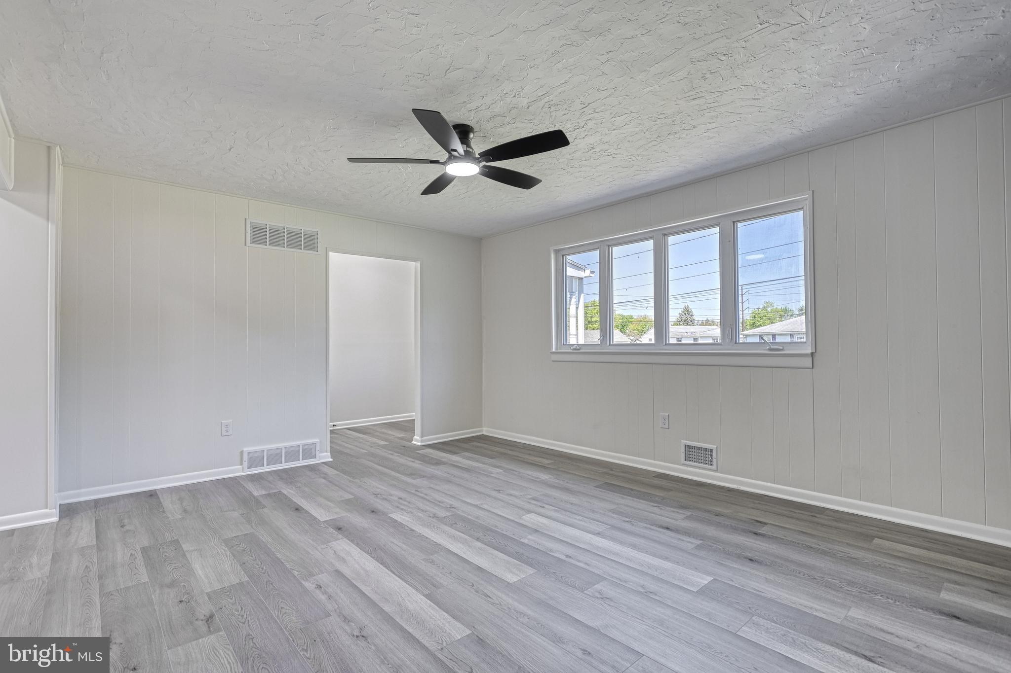 CAMP HILL - Residential