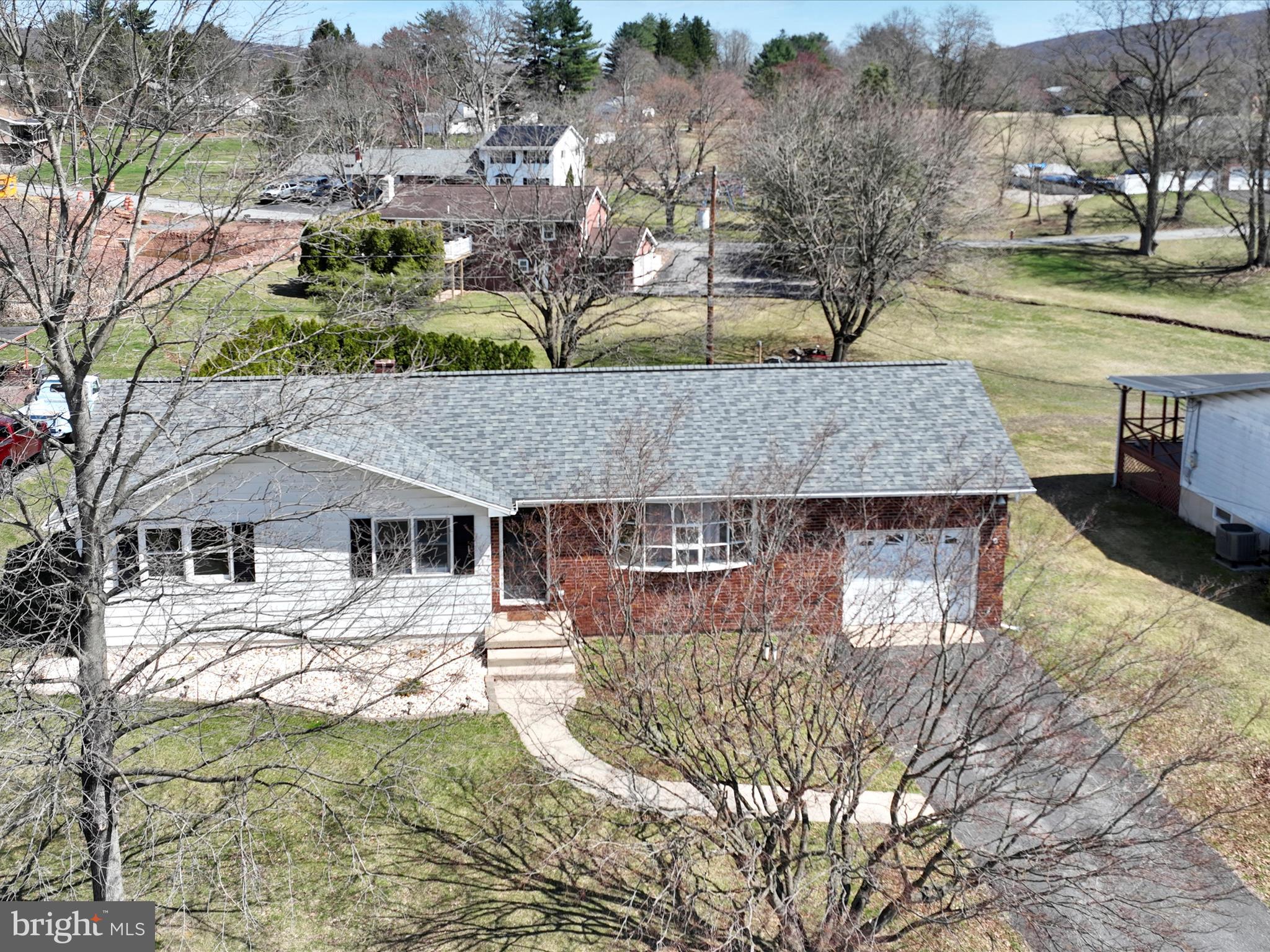 HOMETOWN - Residential