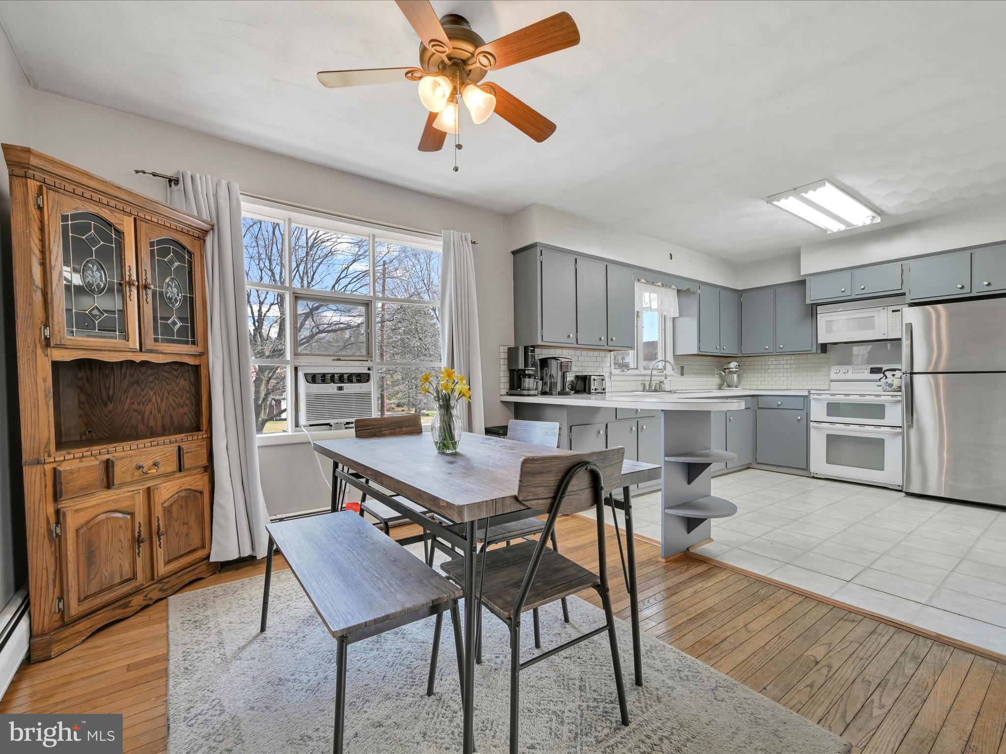 HOMETOWN - Residential