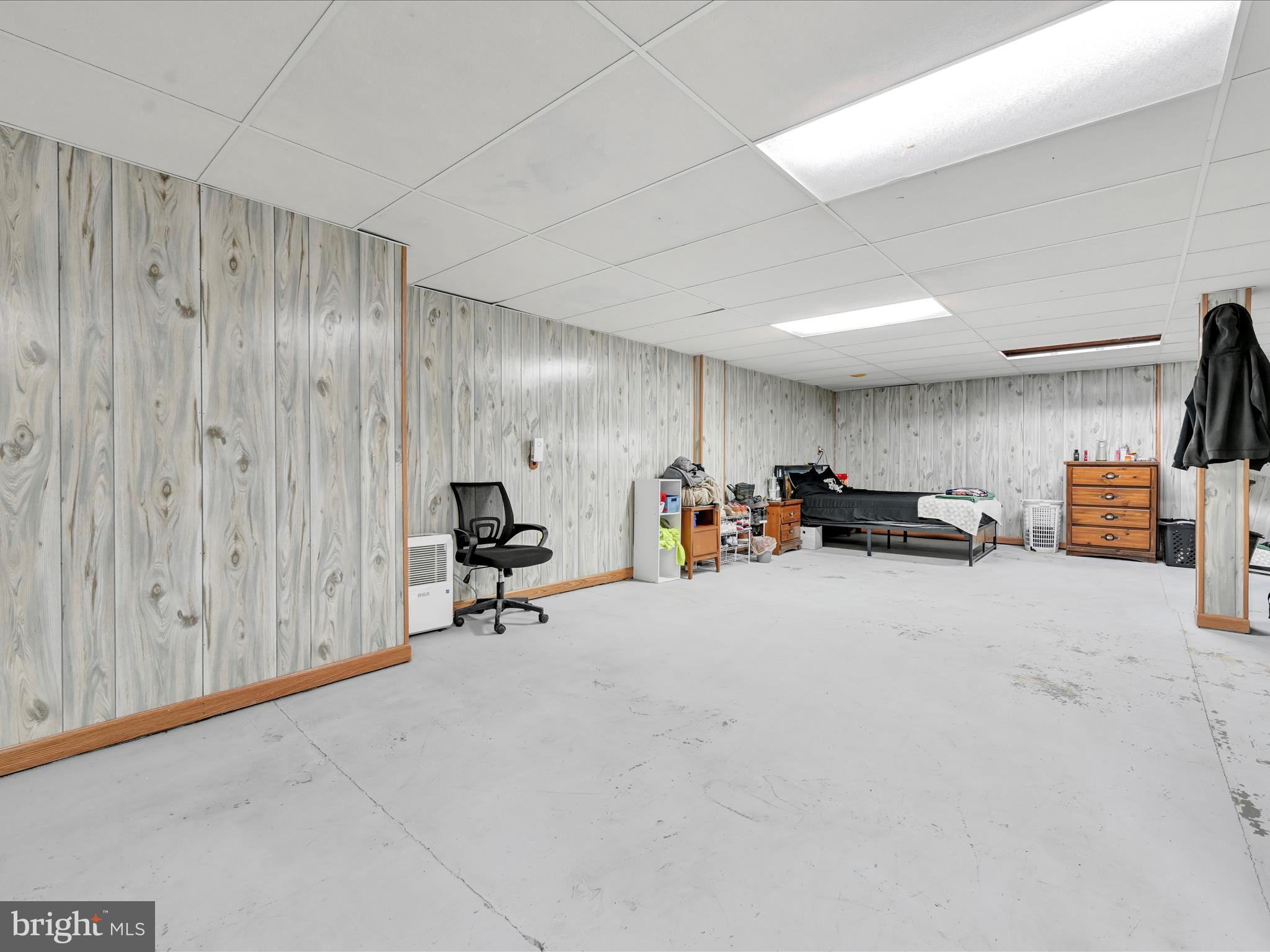 HOMETOWN - Residential