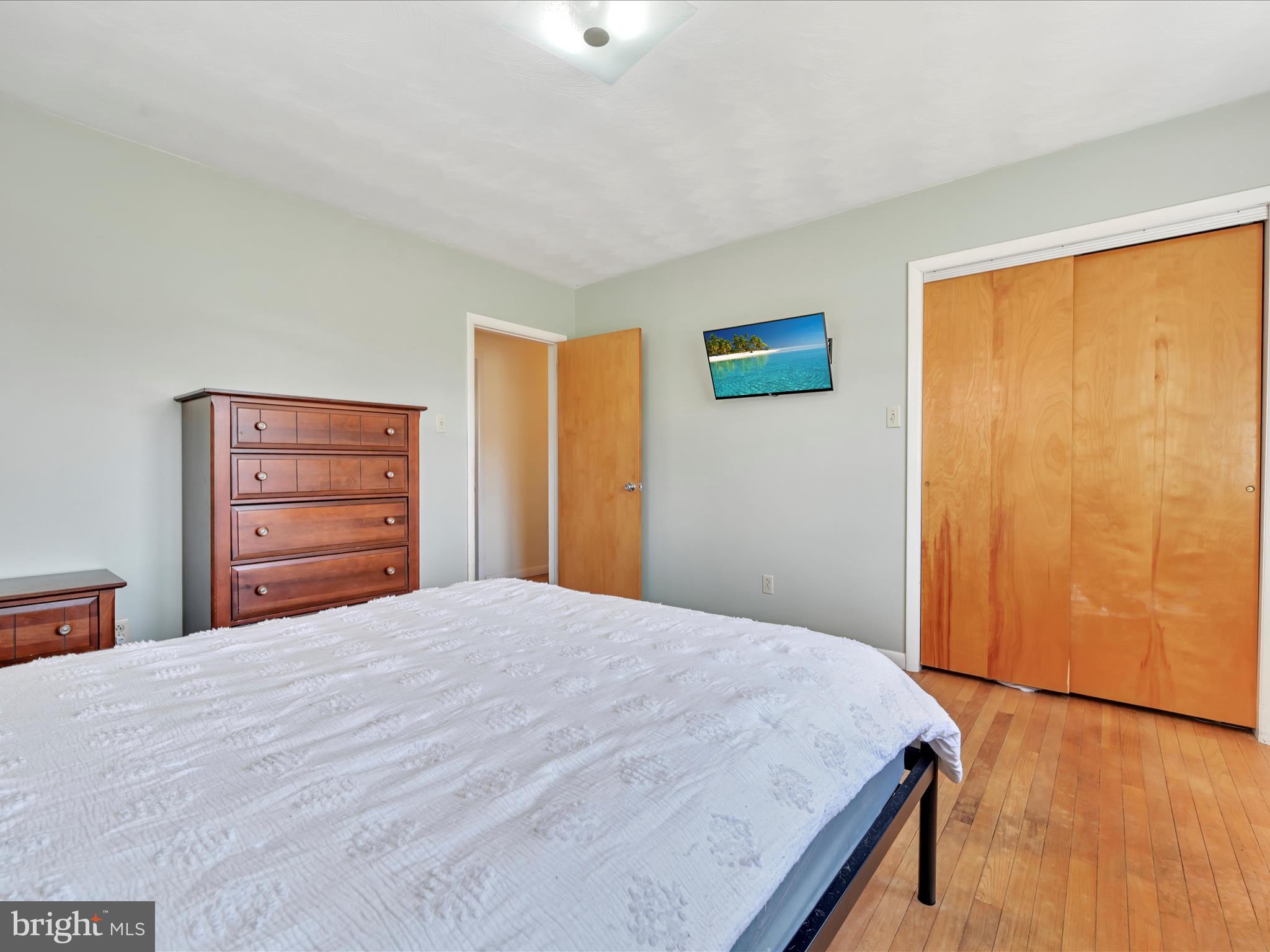 HOMETOWN - Residential