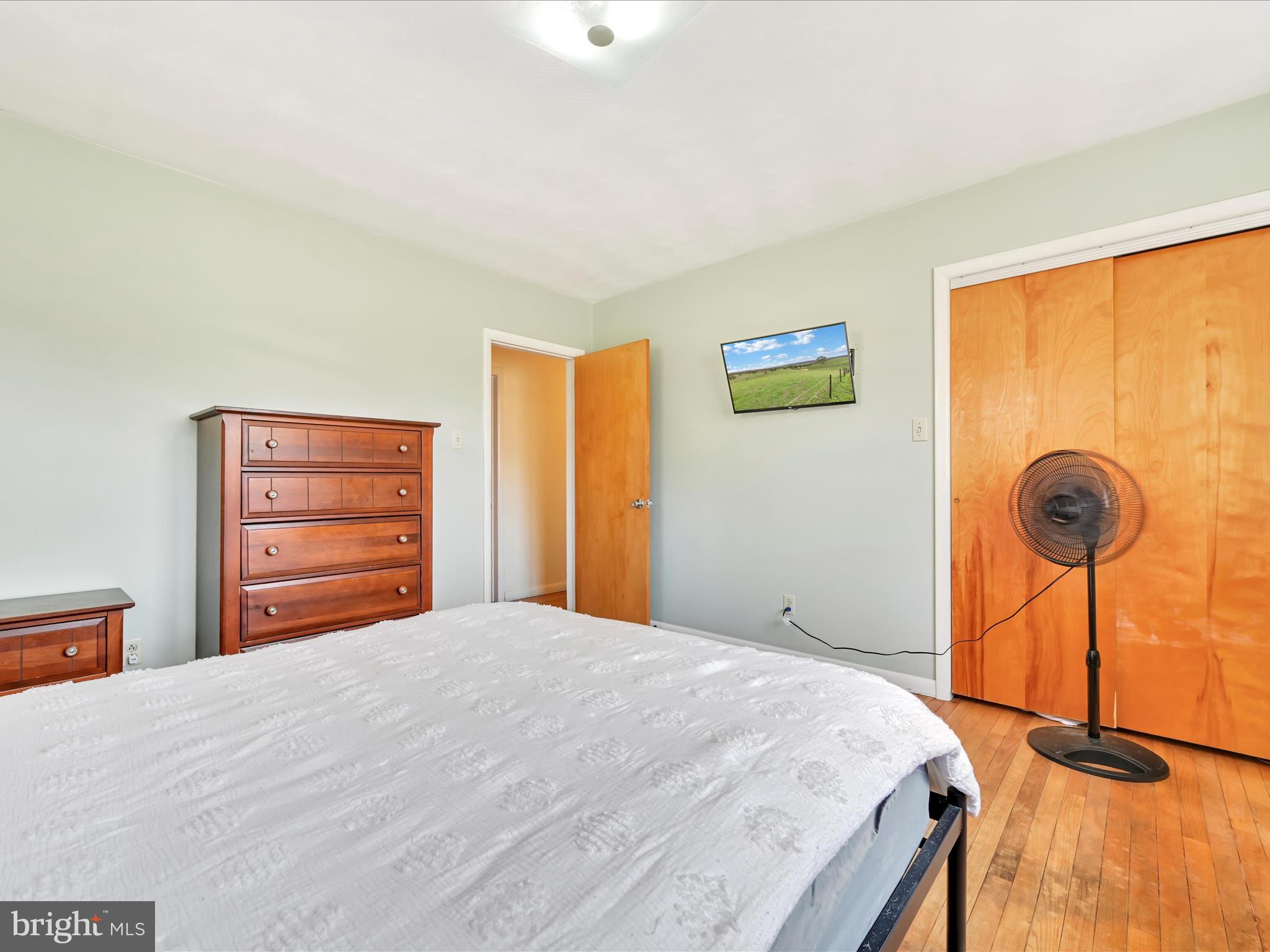 HOMETOWN - Residential