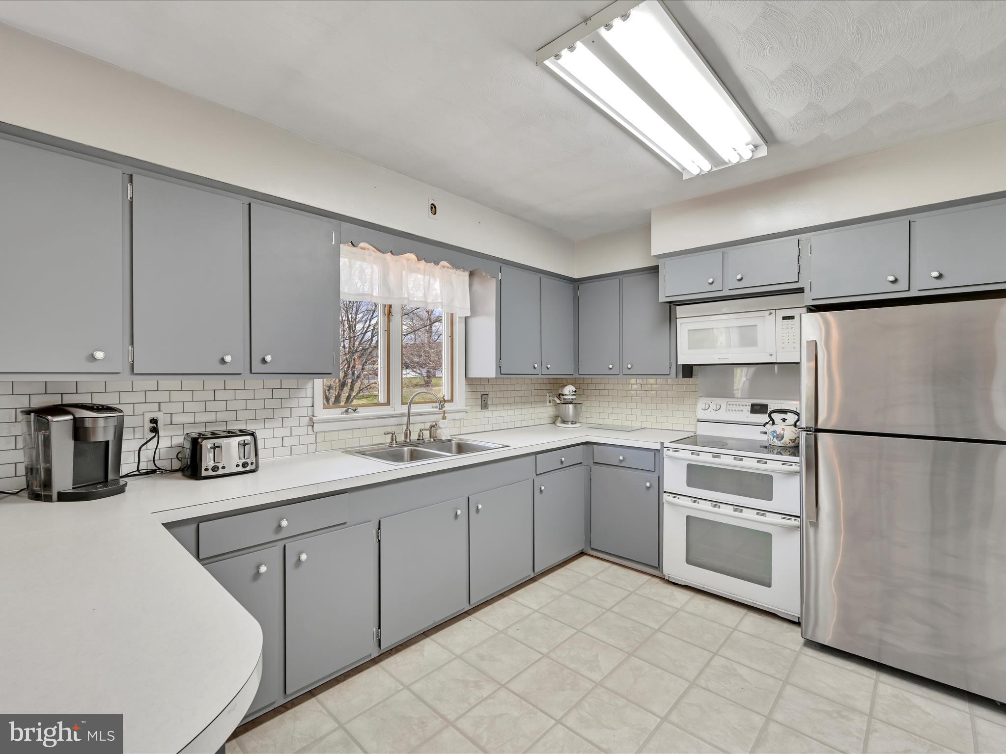 HOMETOWN - Residential