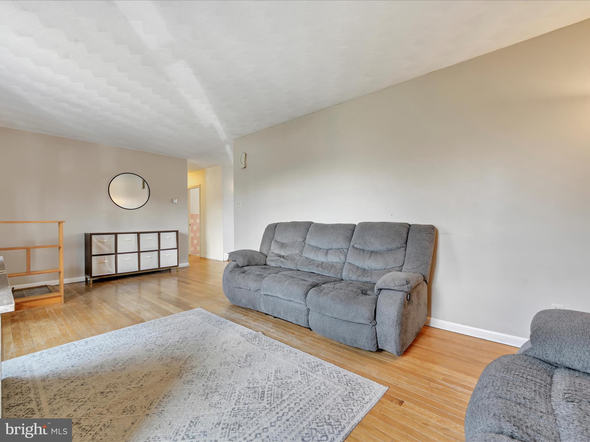 HOMETOWN - Residential