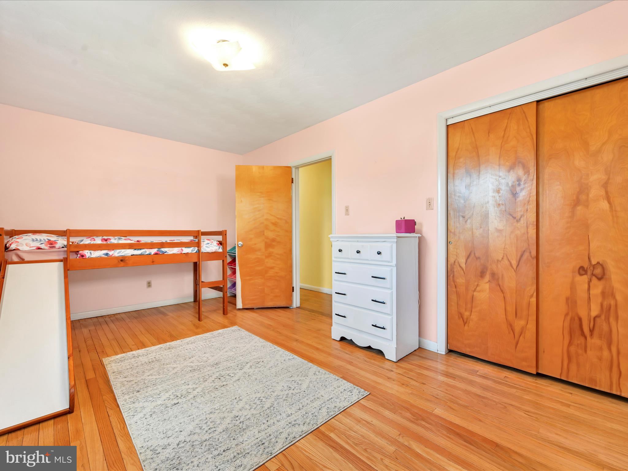 HOMETOWN - Residential