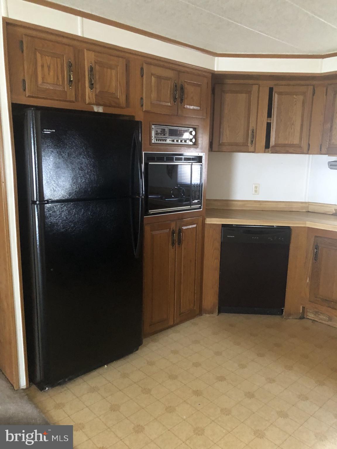 MEADOWVIEW ESTATES - Residential