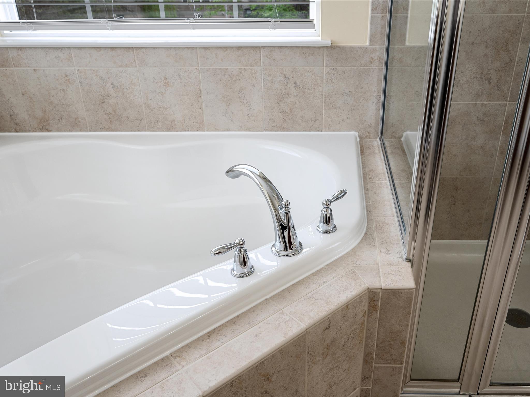 MOUNTAIN VALLEY - Residential