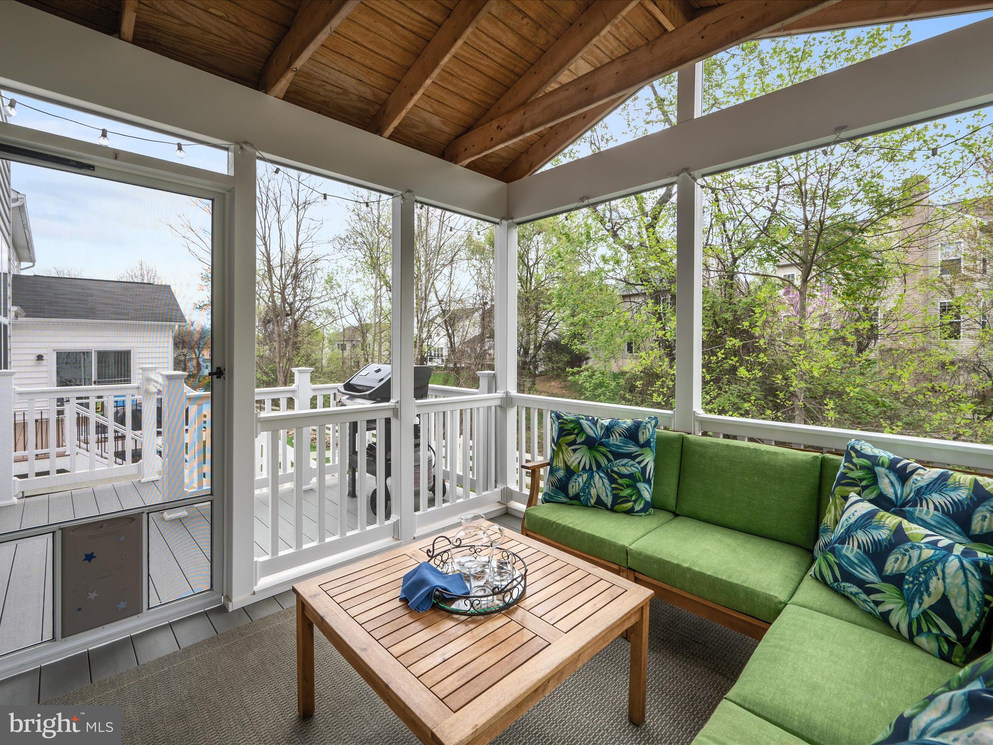 MOUNTAIN VALLEY - Residential