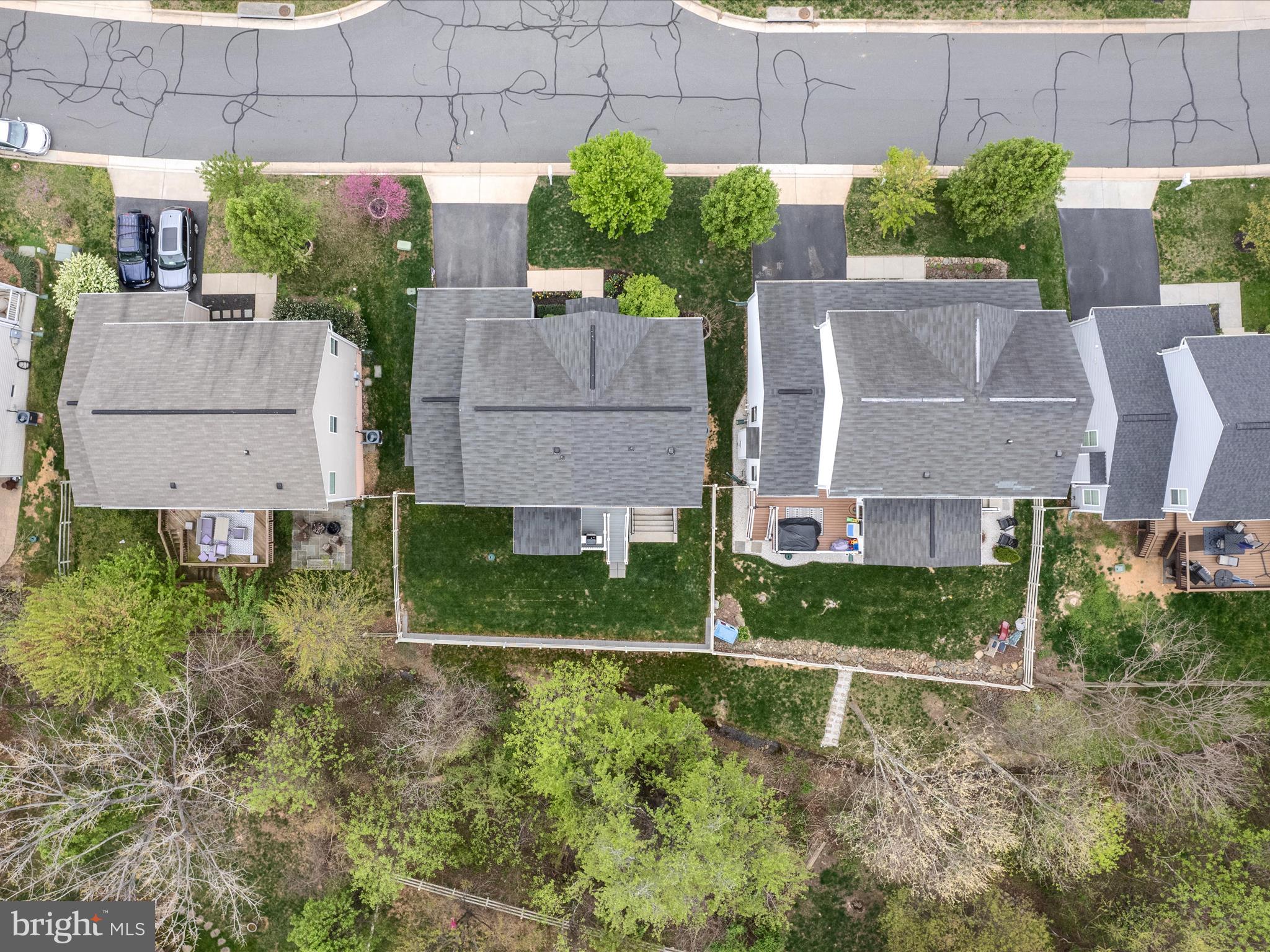 MOUNTAIN VALLEY - Residential