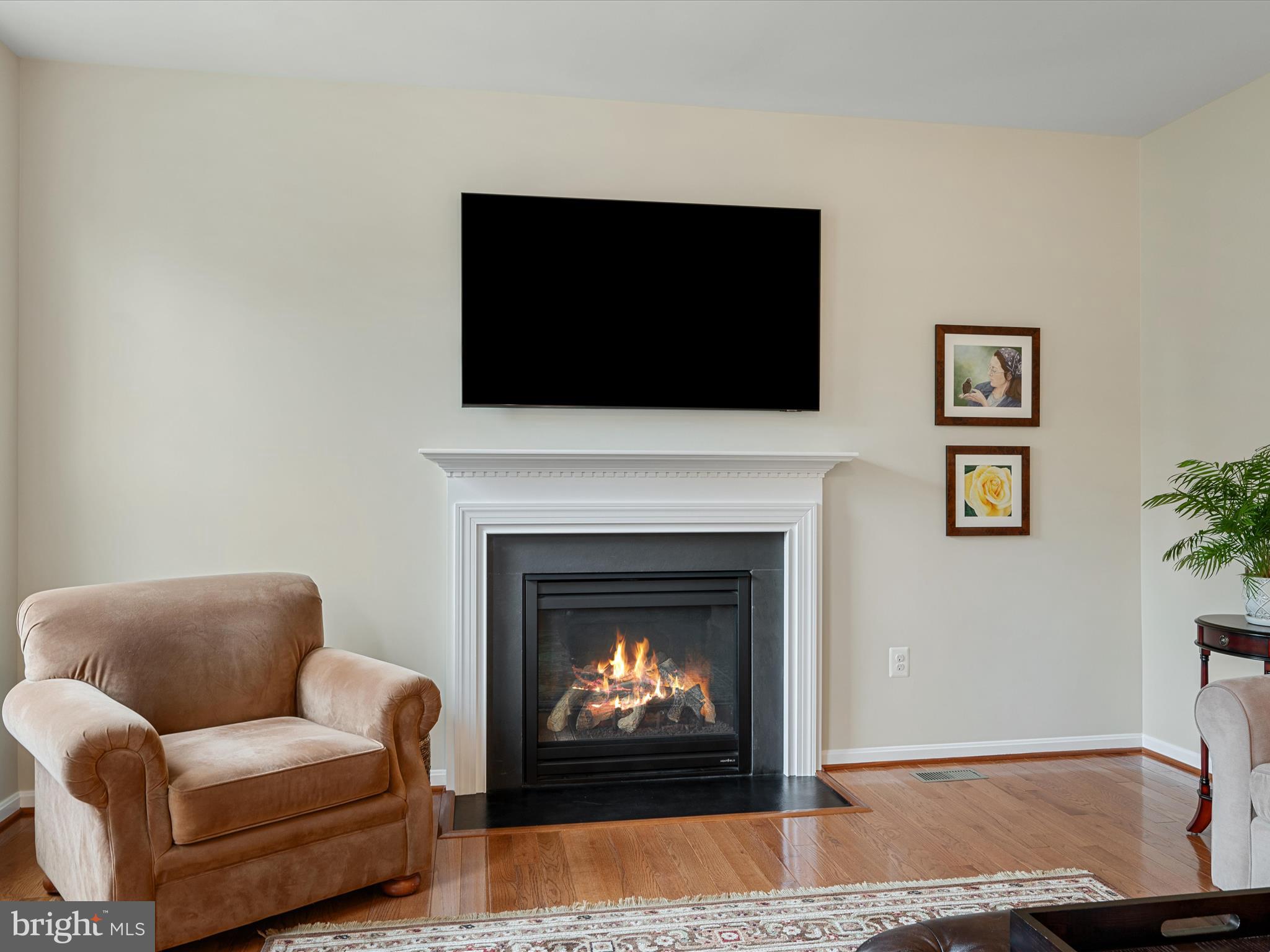 MOUNTAIN VALLEY - Residential