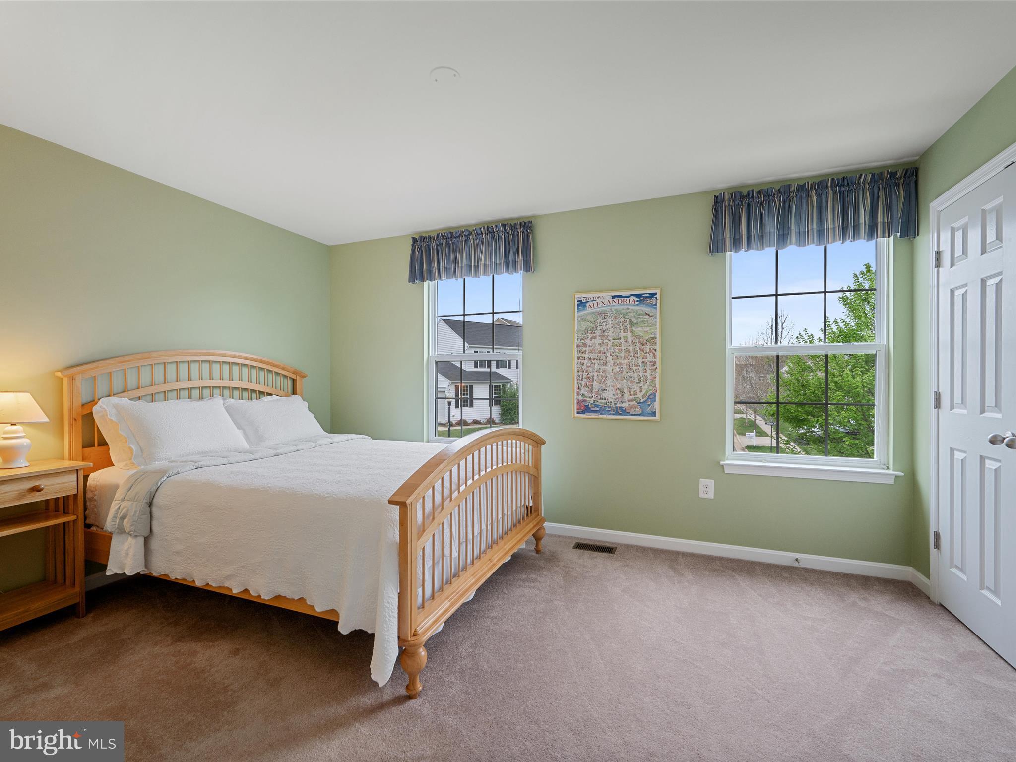 MOUNTAIN VALLEY - Residential