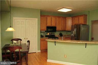 RESTON - Residential Lease