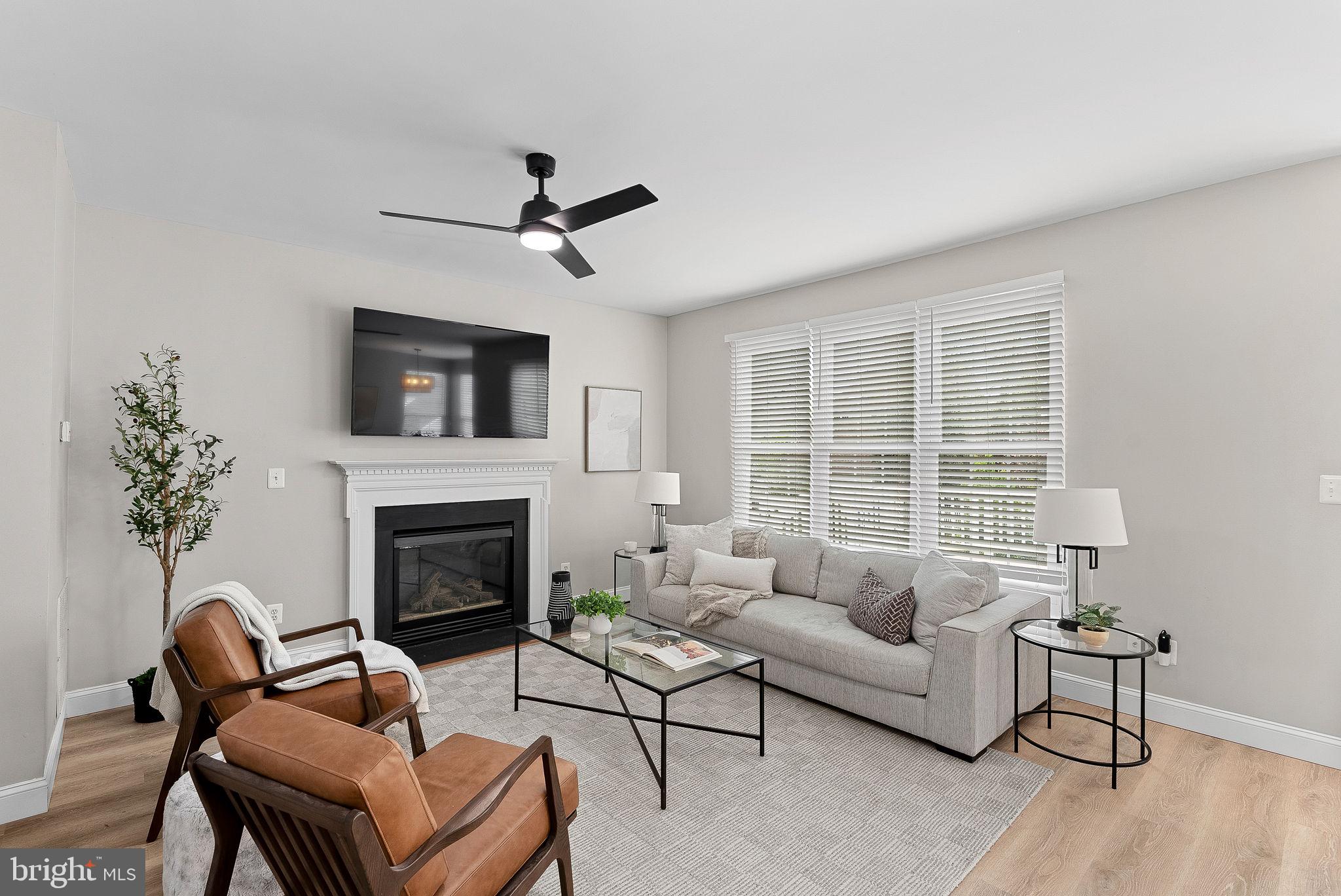 SOUTH RIDING - Residential