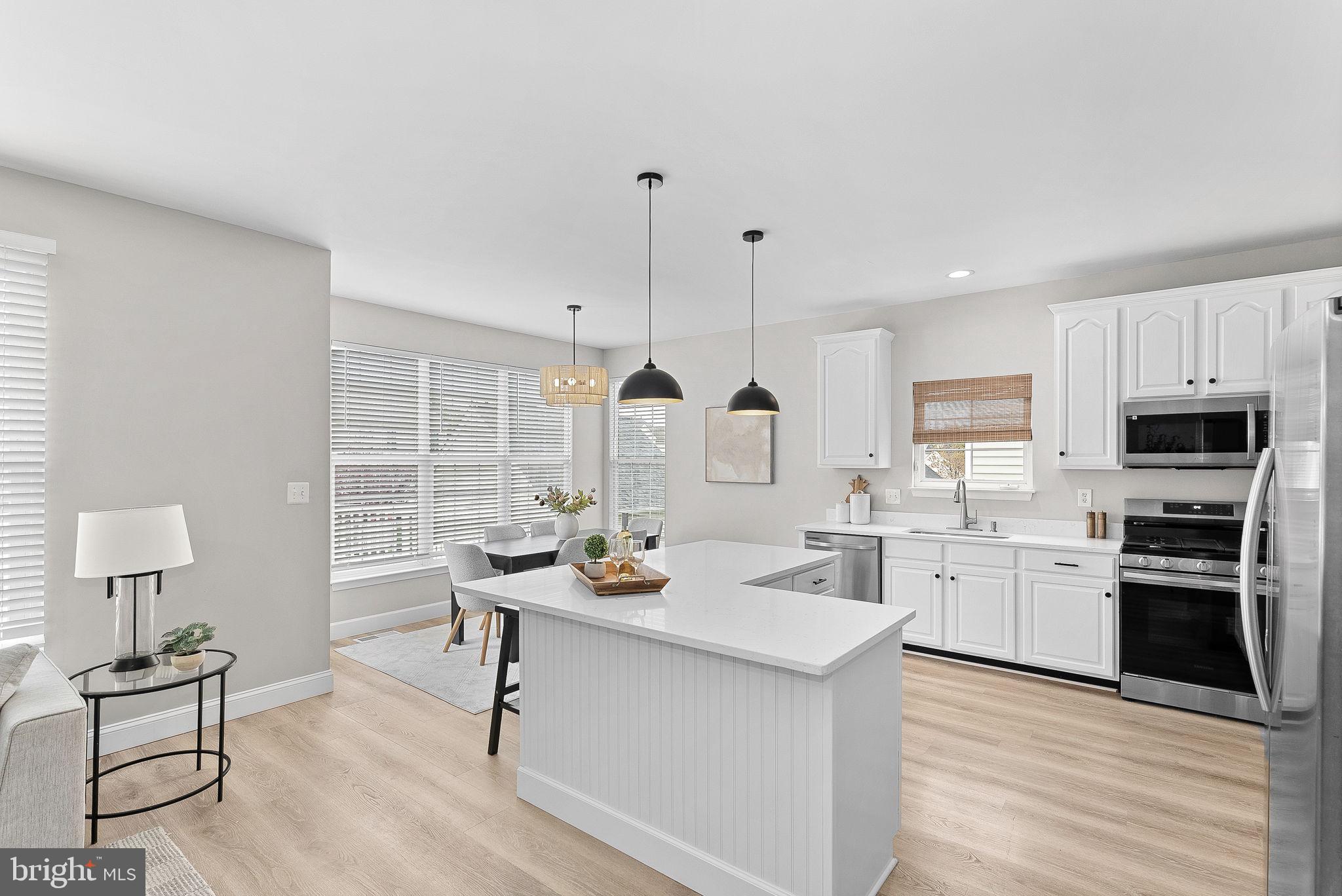 SOUTH RIDING - Residential