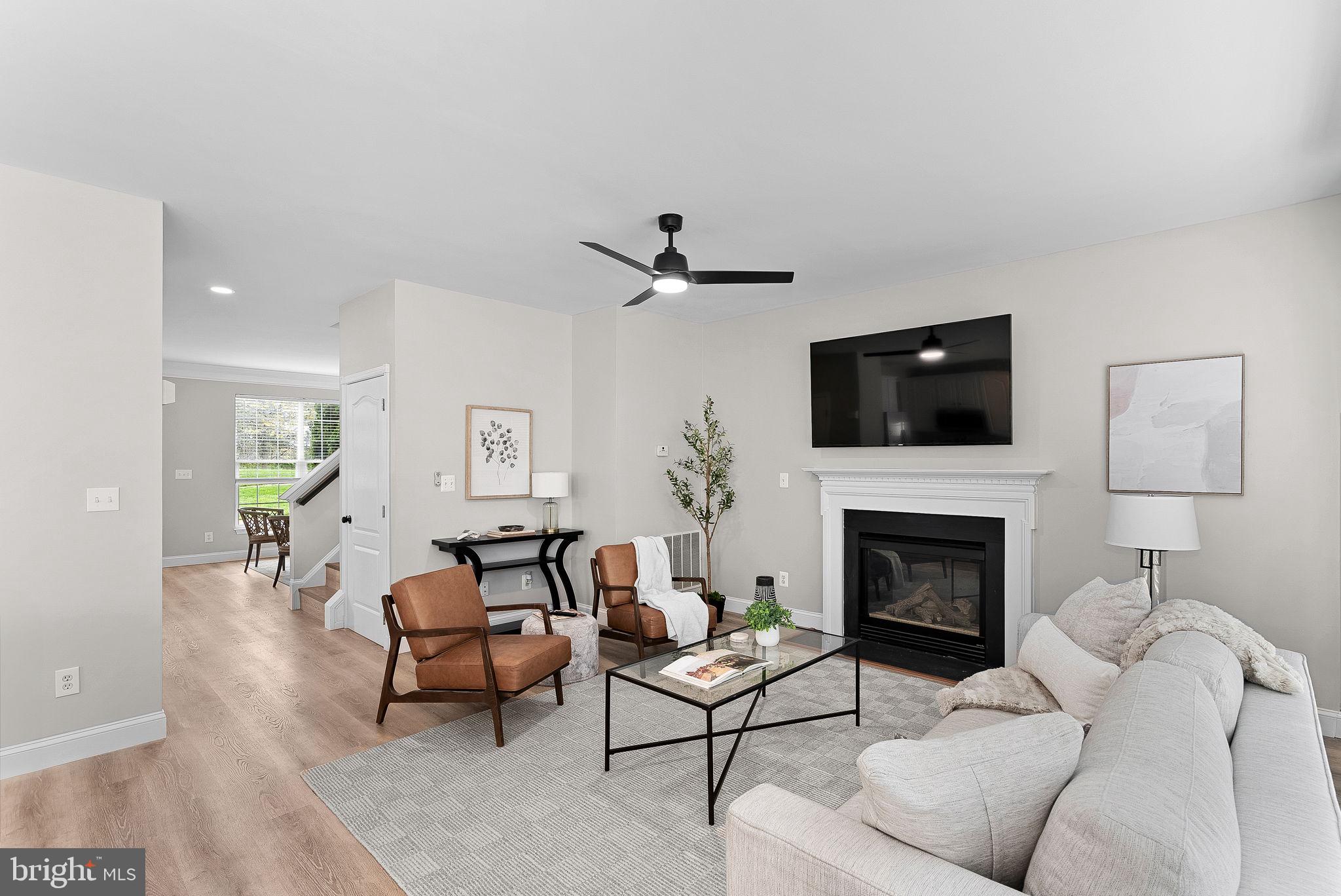 SOUTH RIDING - Residential