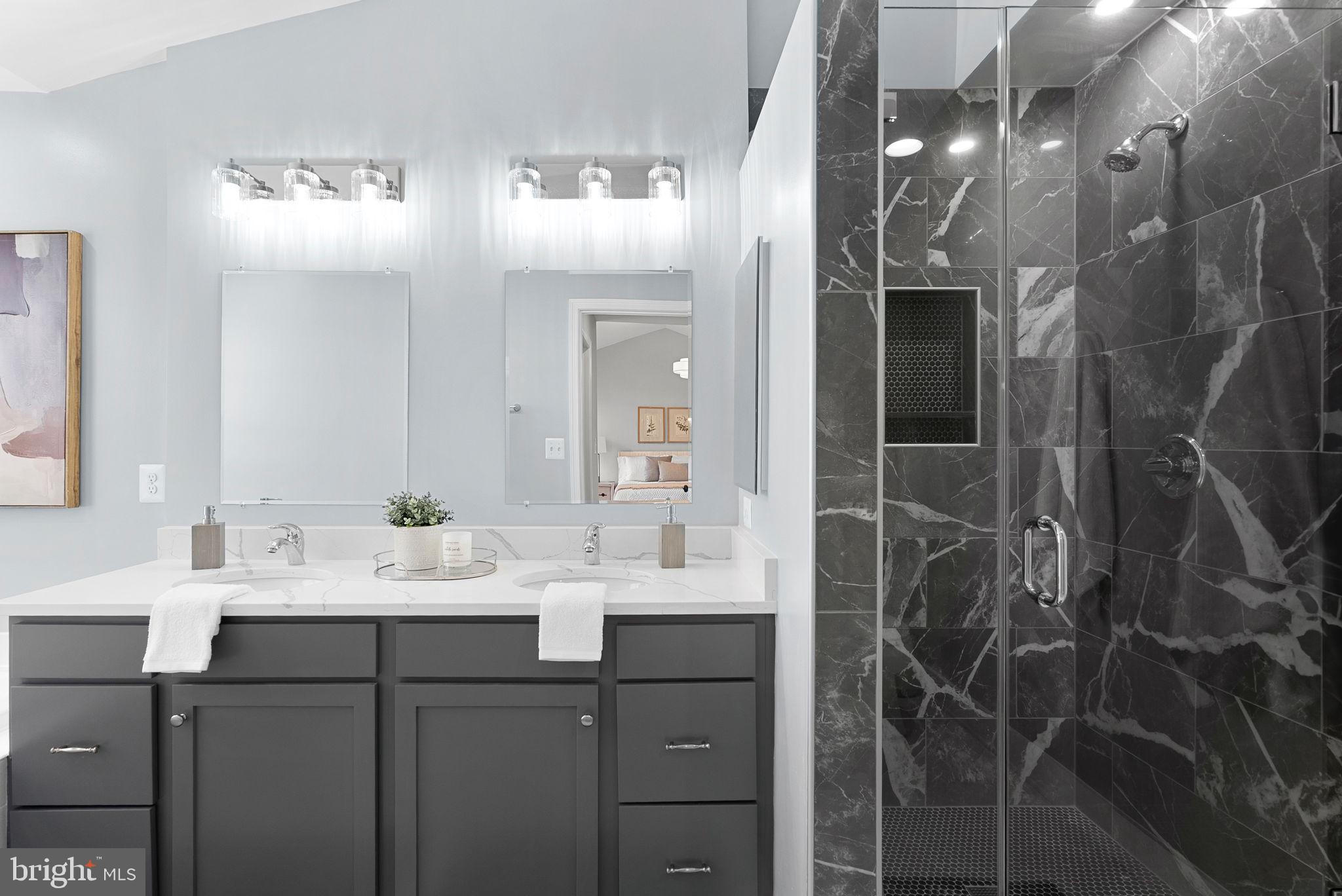 SOUTH RIDING - Residential