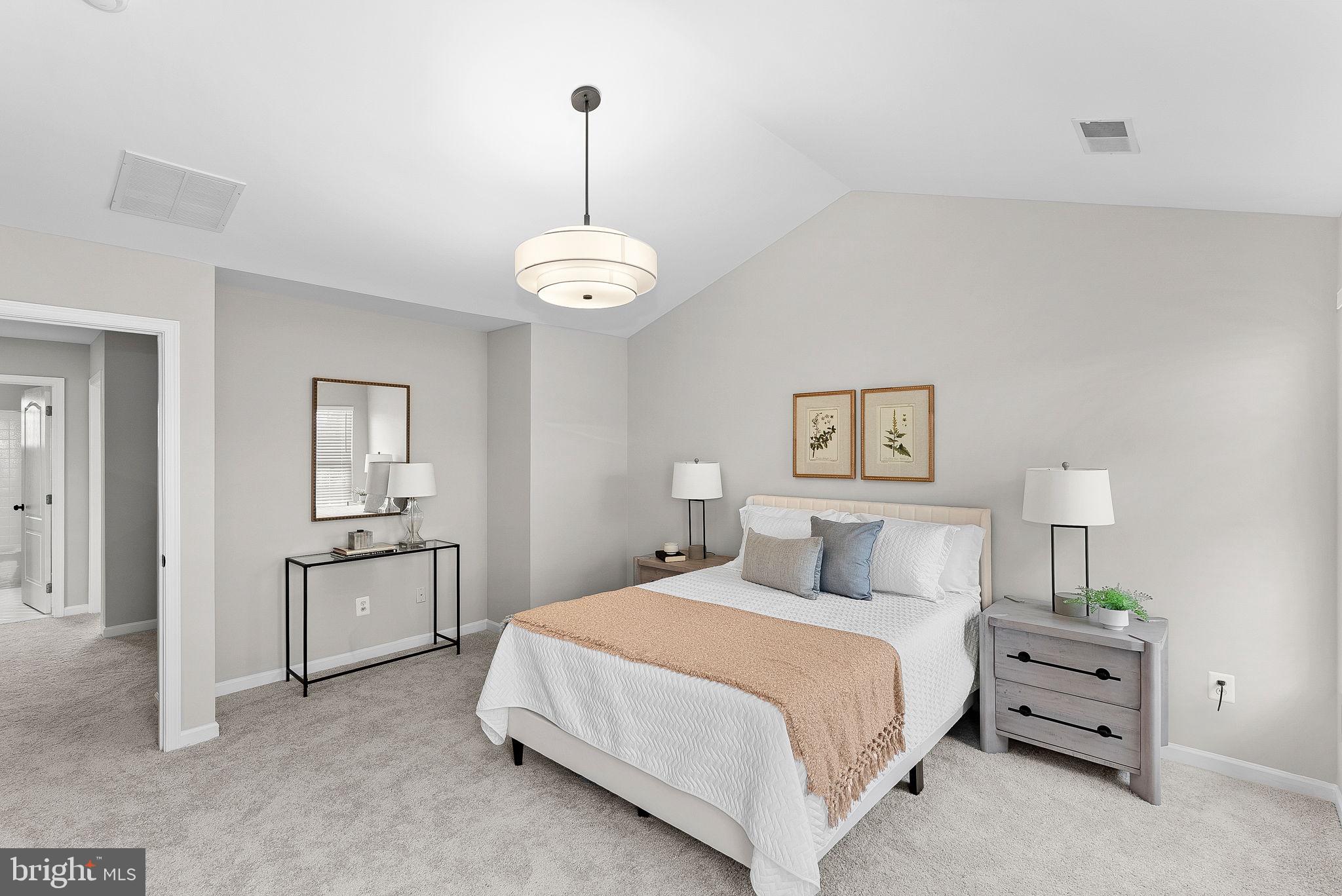 SOUTH RIDING - Residential