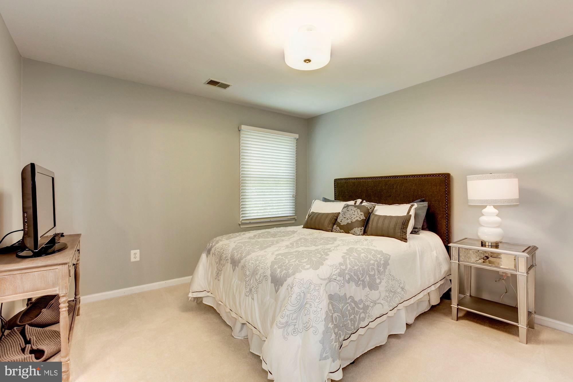 ALTA VISTA - Residential