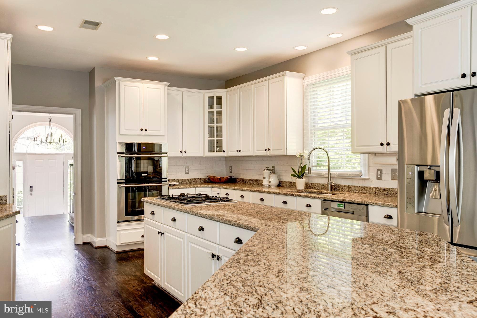 ALTA VISTA - Residential