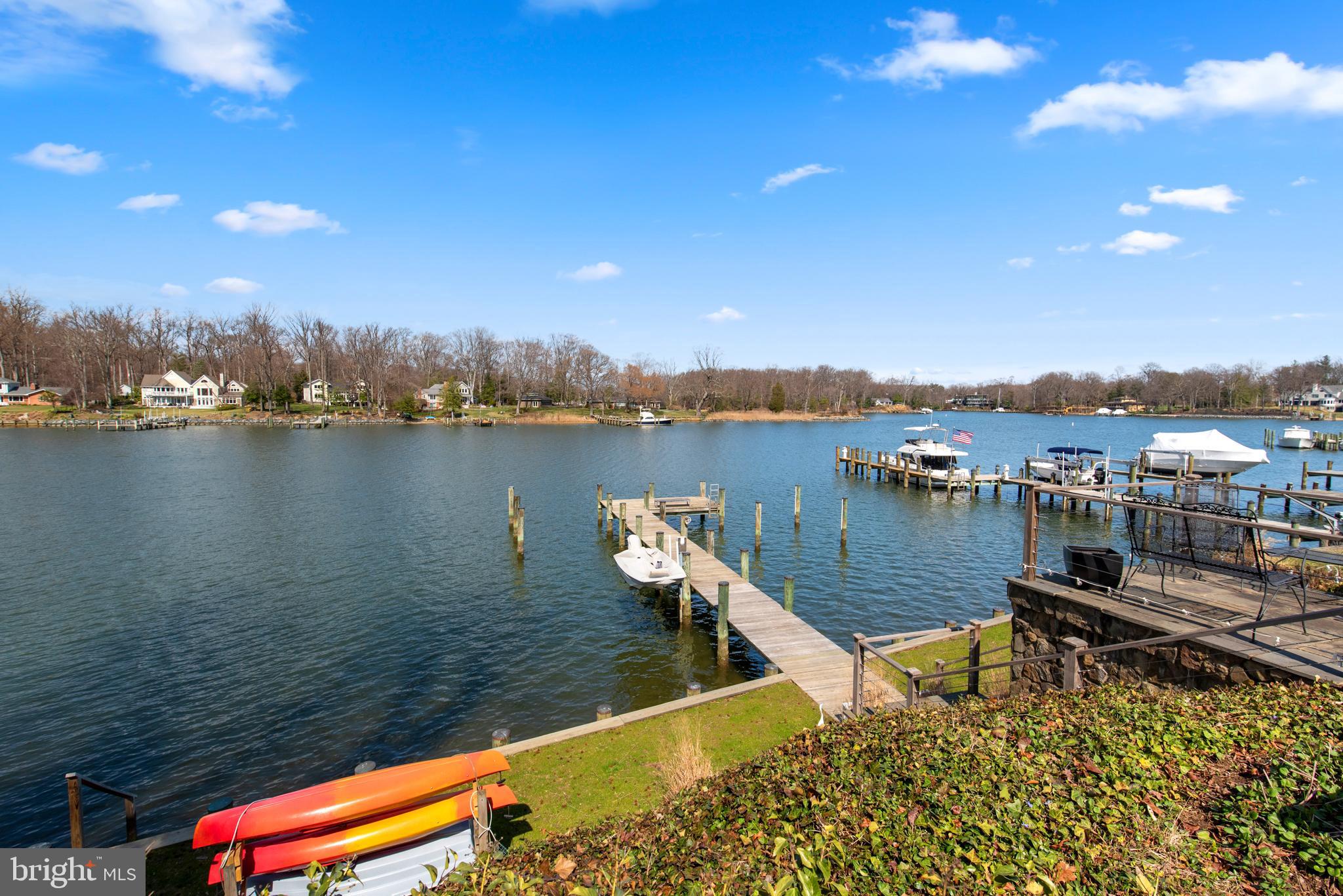 WHITEHALL BEACH - Residential