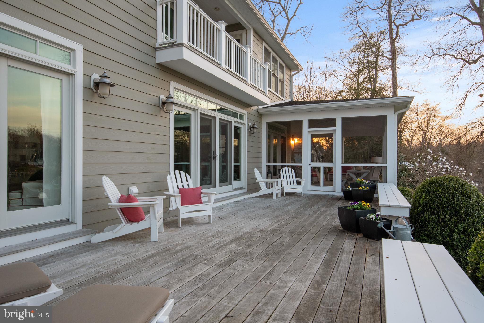 WHITEHALL BEACH - Residential