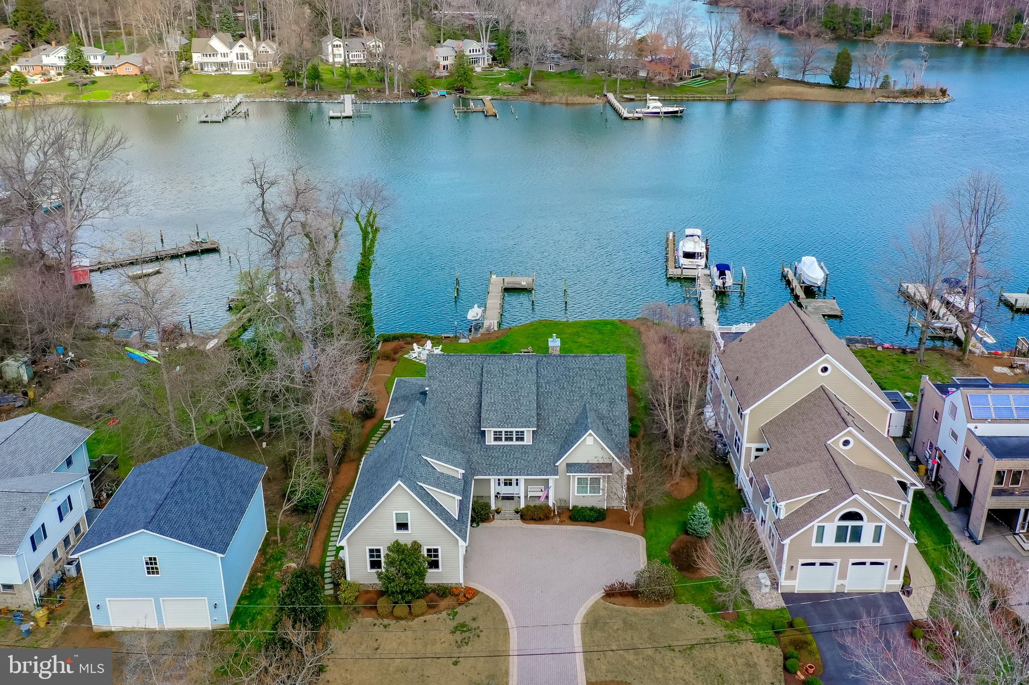 WHITEHALL BEACH - Residential
