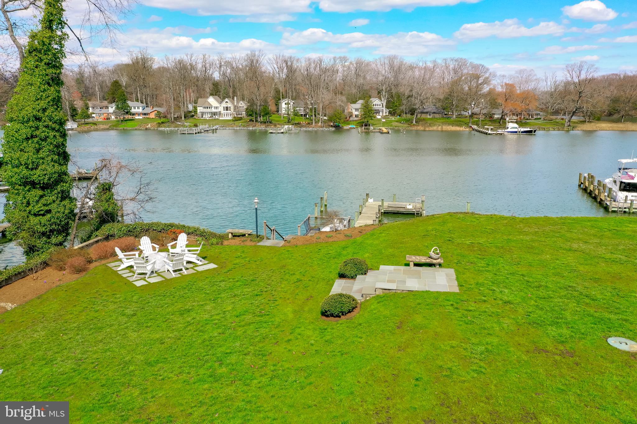 WHITEHALL BEACH - Residential