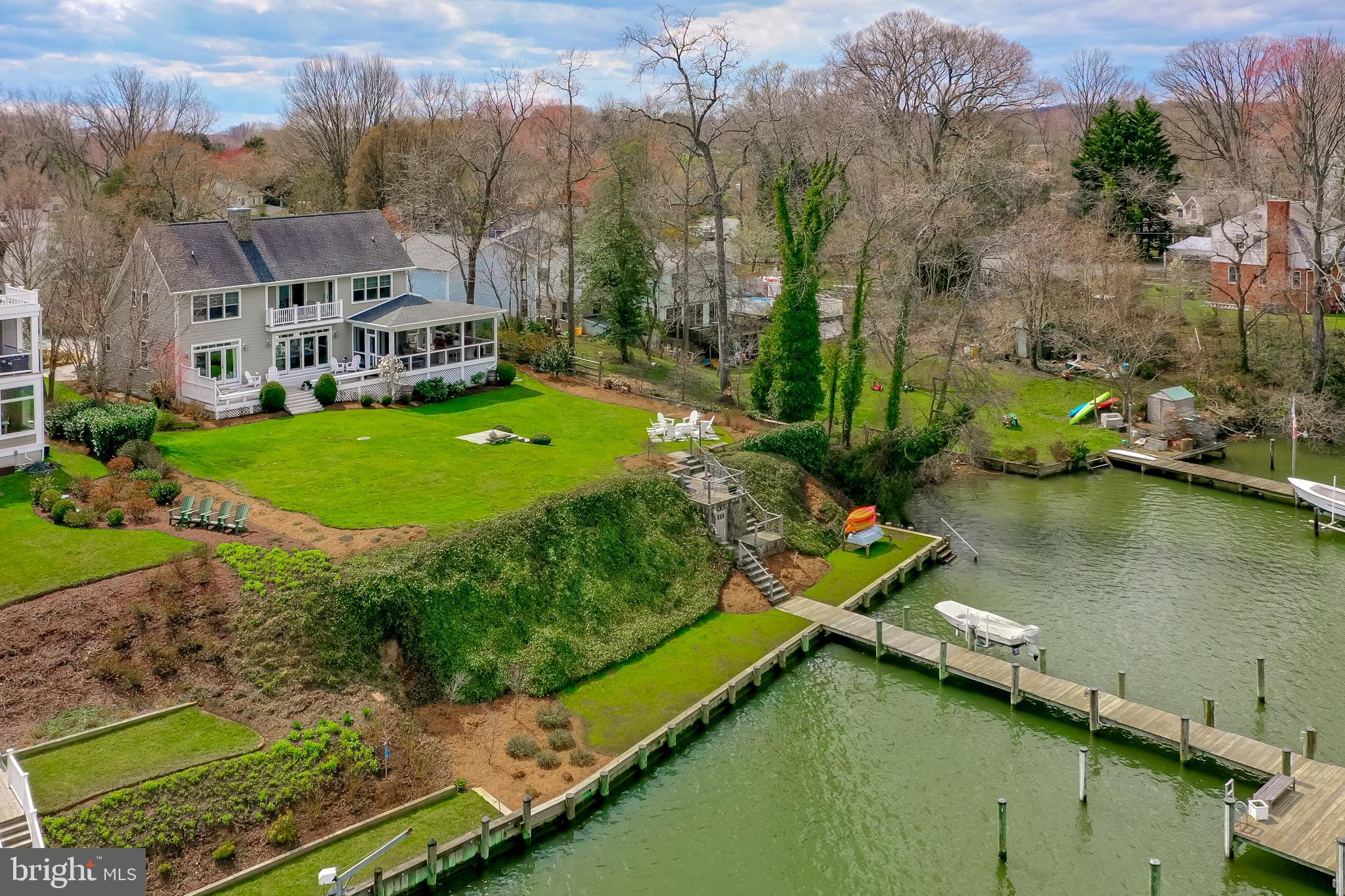 WHITEHALL BEACH - Residential