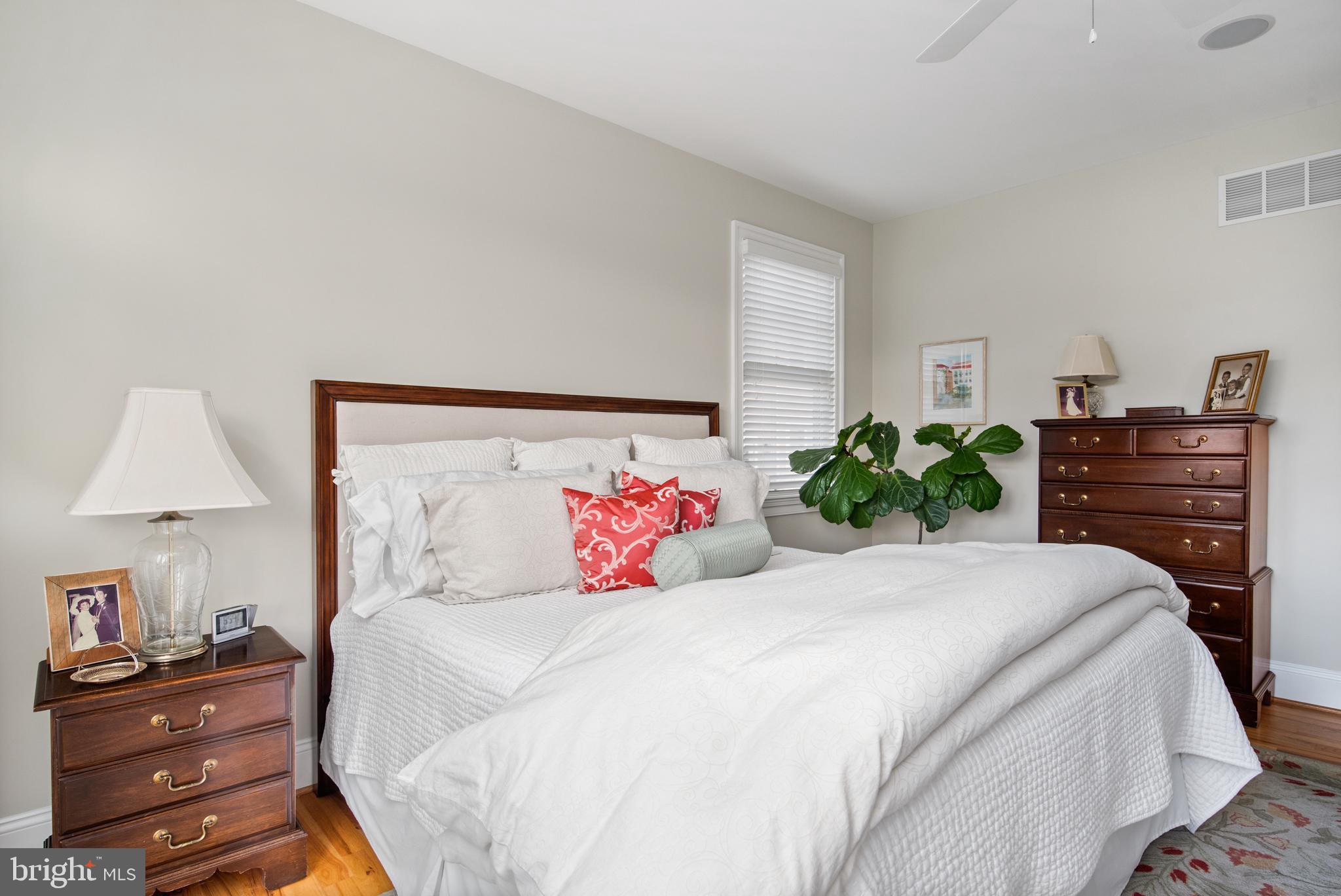 WHITEHALL BEACH - Residential