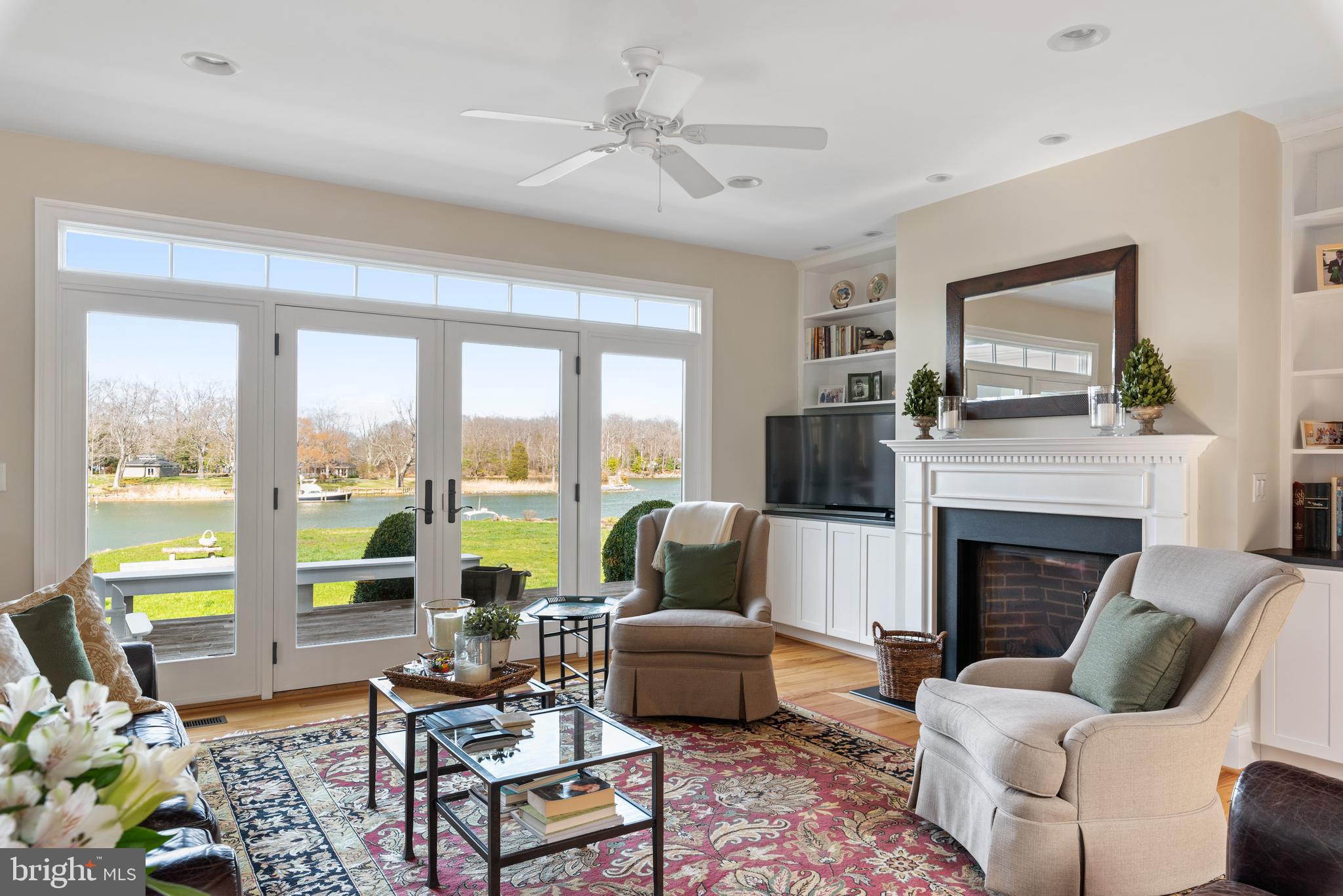 WHITEHALL BEACH - Residential