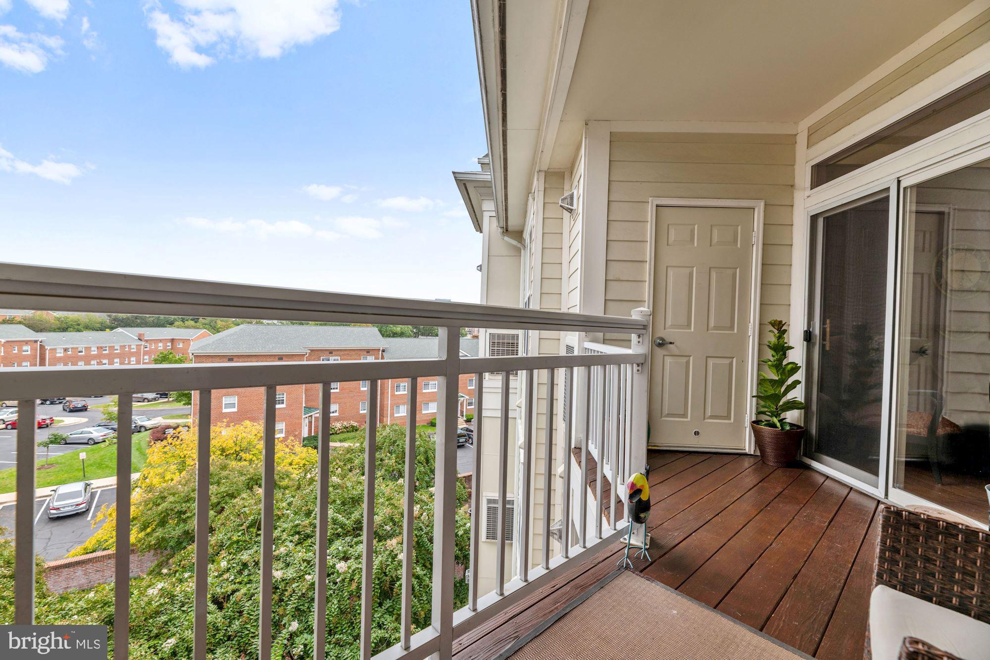 ARLINGTON - Residential