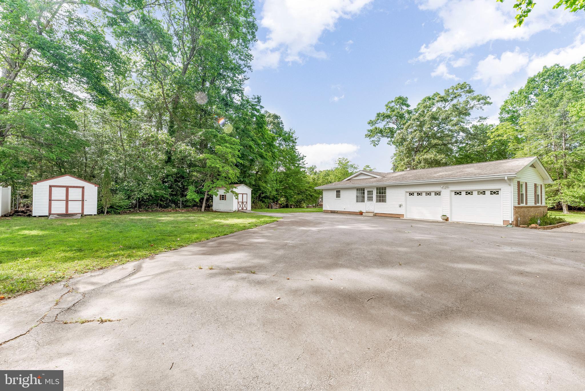 24611 GREENVIEW DRIVE