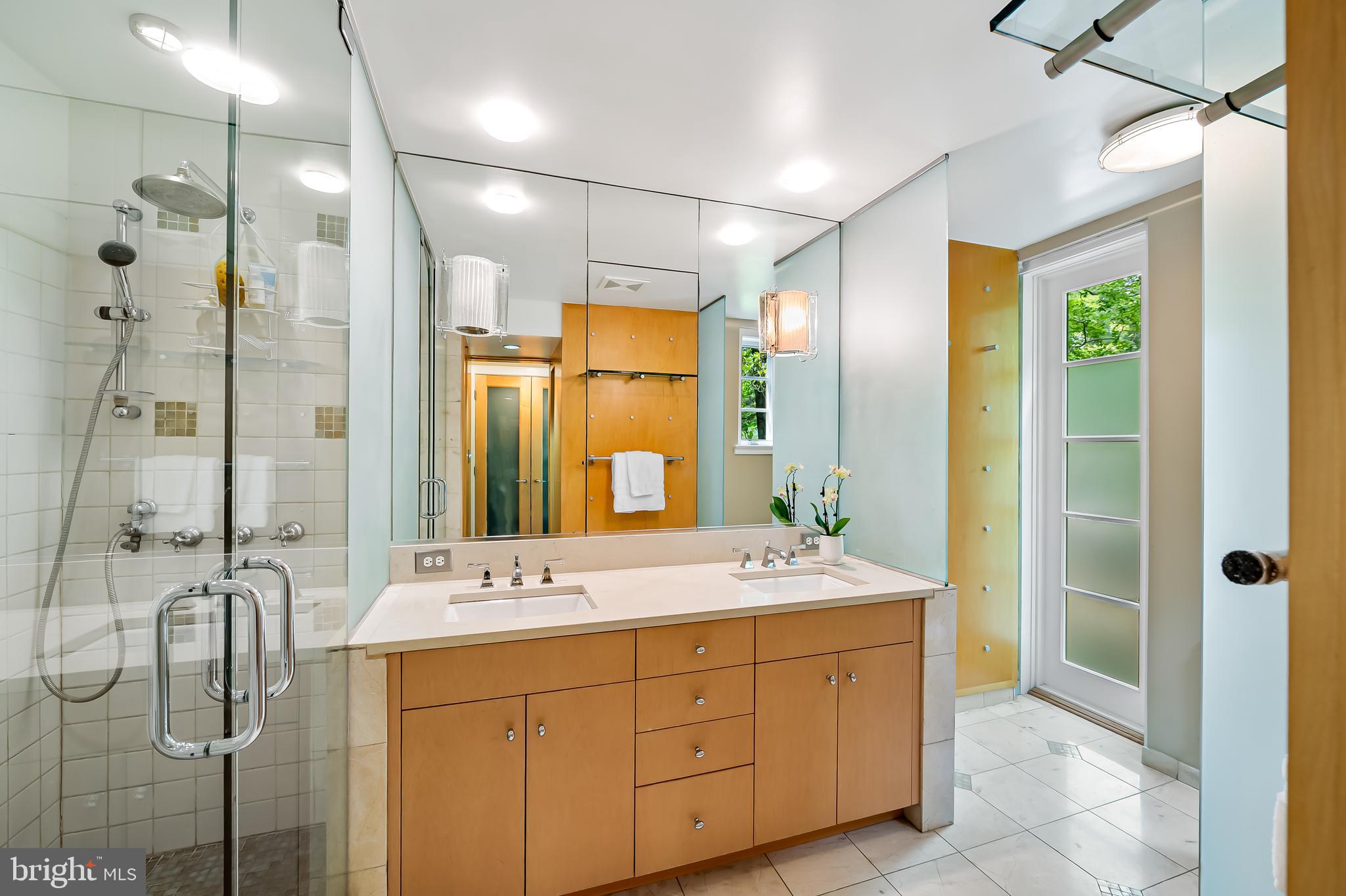 WOODBROOK - Residential